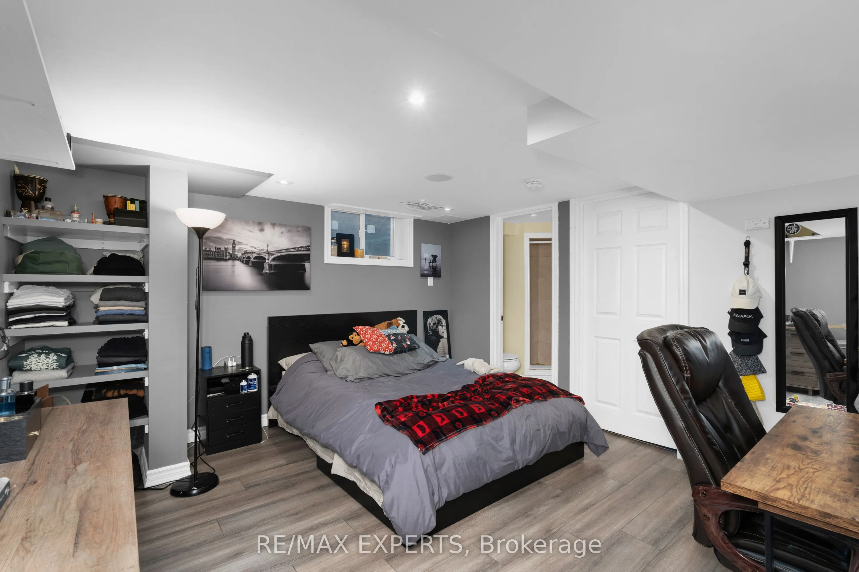 65 Birchview Crescent