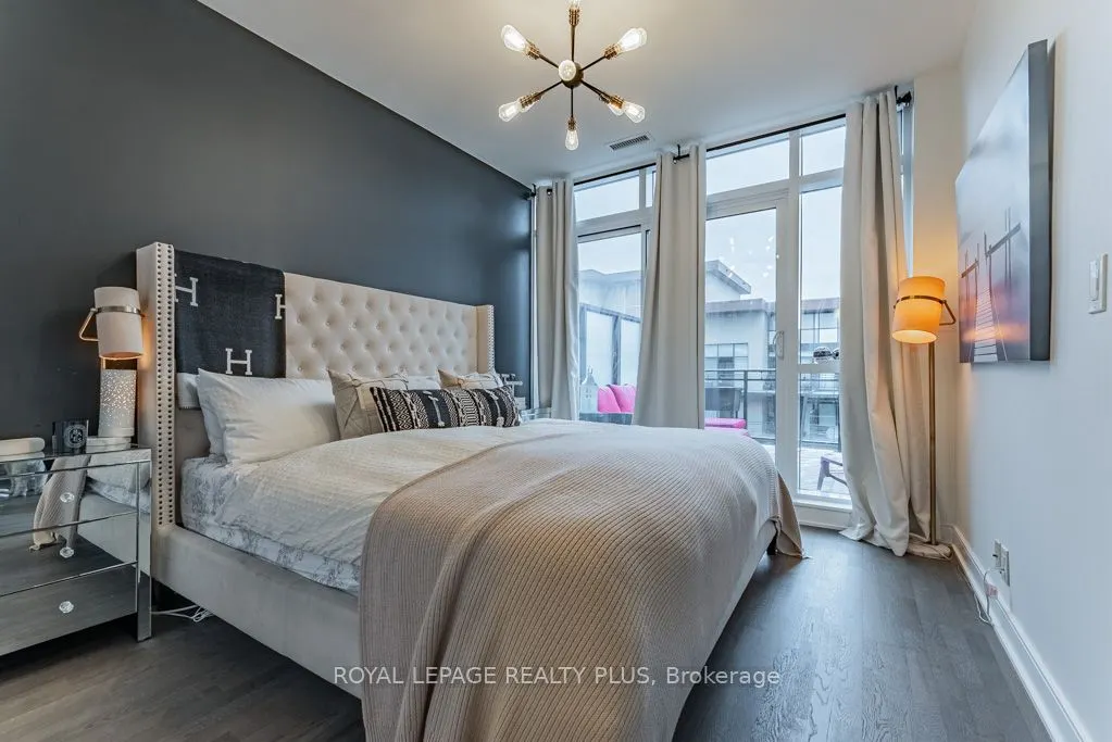 1575 Lakeshore Road W #465