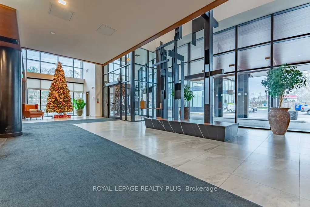 1575 Lakeshore Road W #465