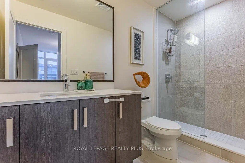 1575 Lakeshore Road W #465