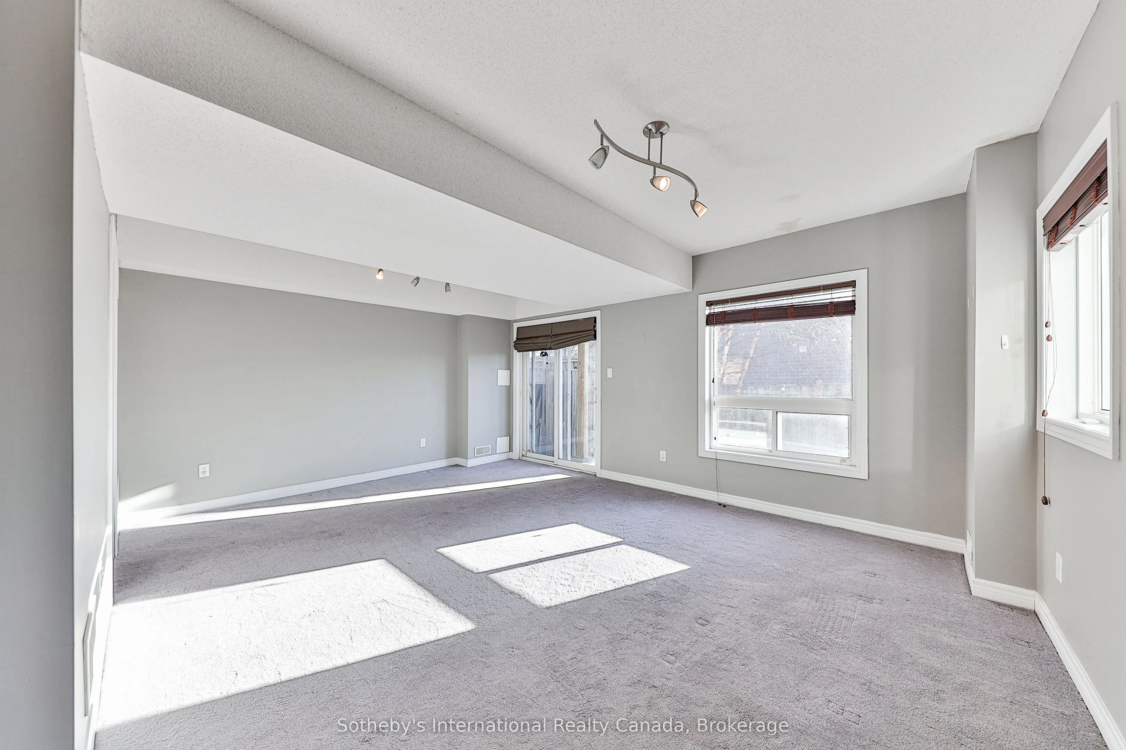 2280 Baronwood Drive #Unit 18
