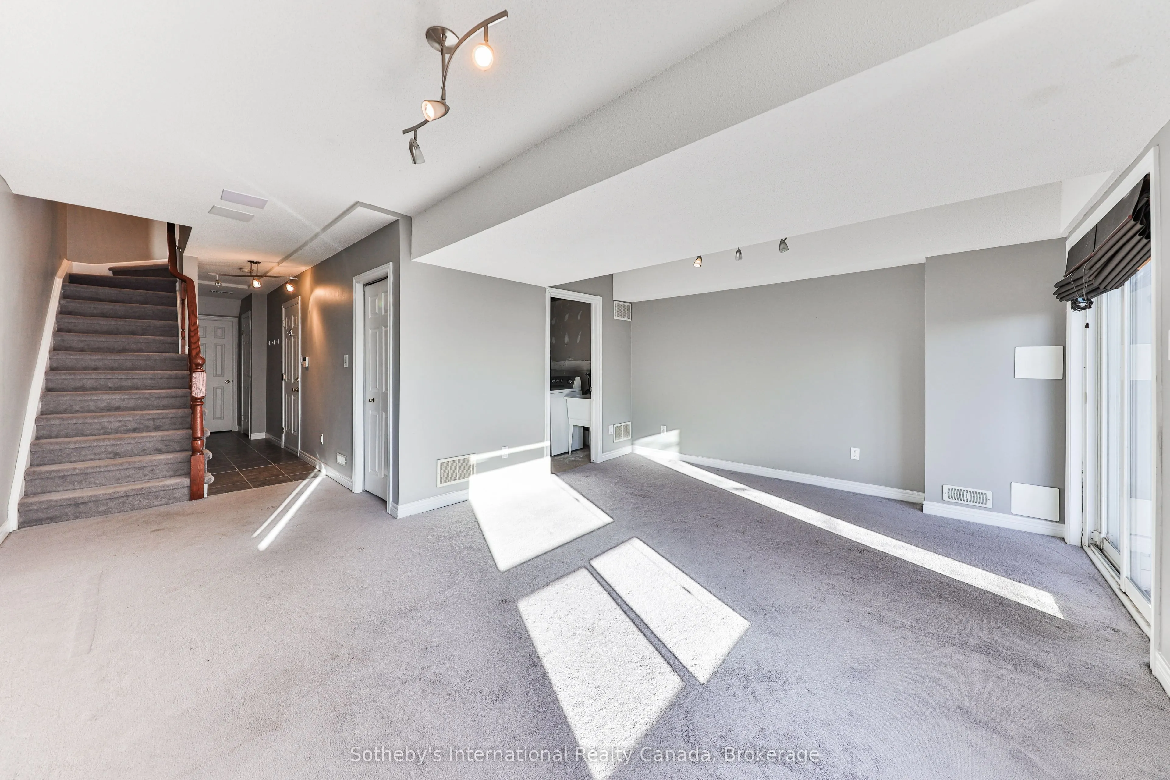 2280 Baronwood Drive #Unit 18