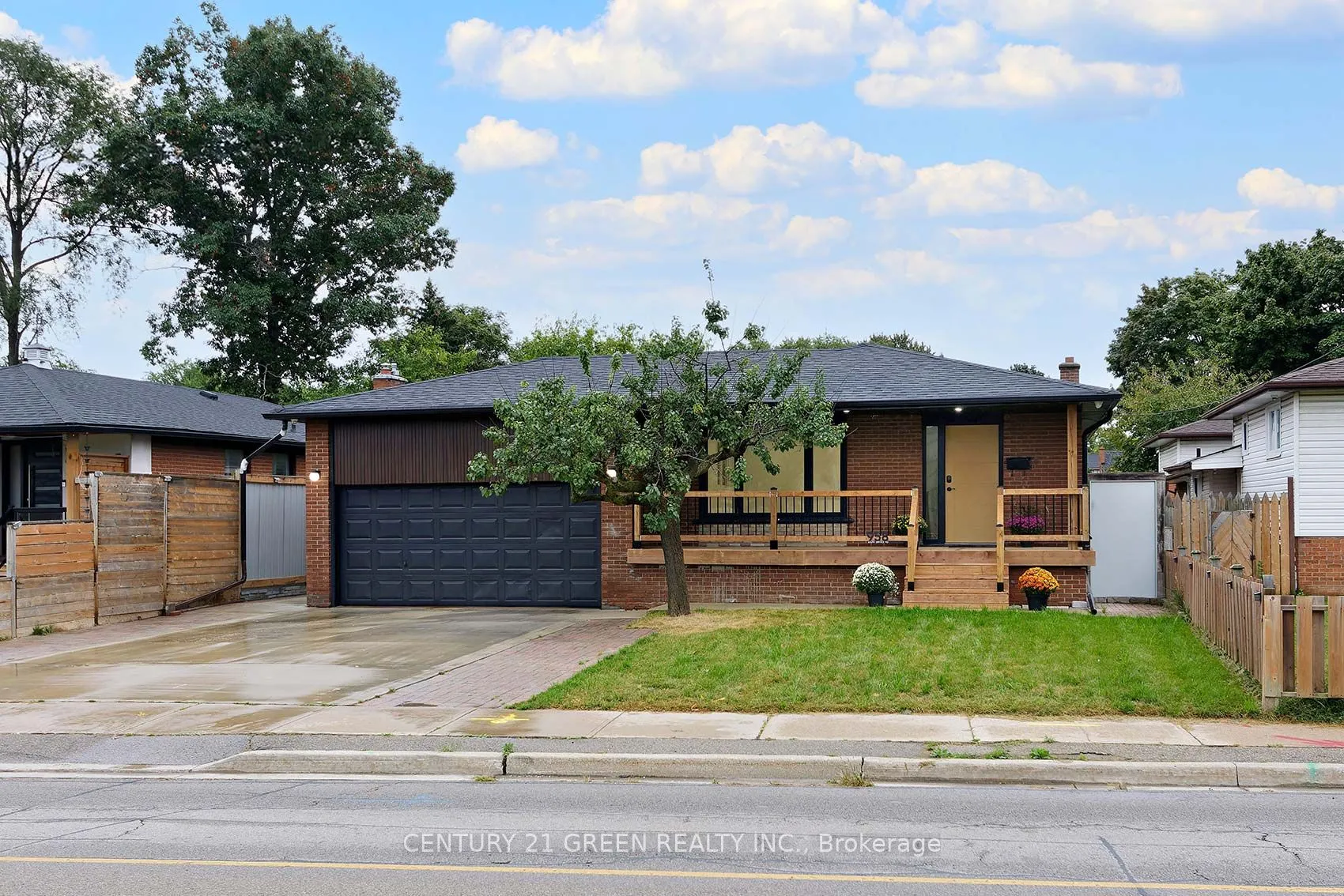 958 South Service Road