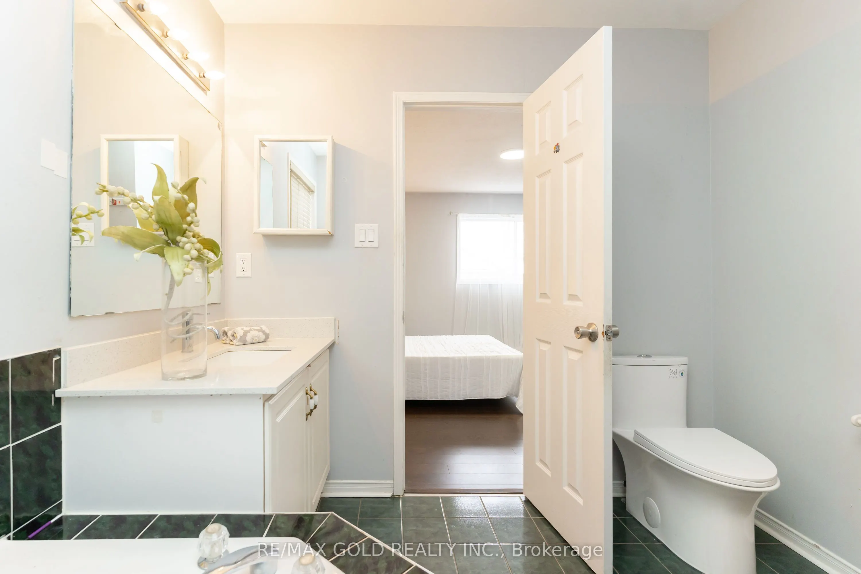 3 Great Plains Street