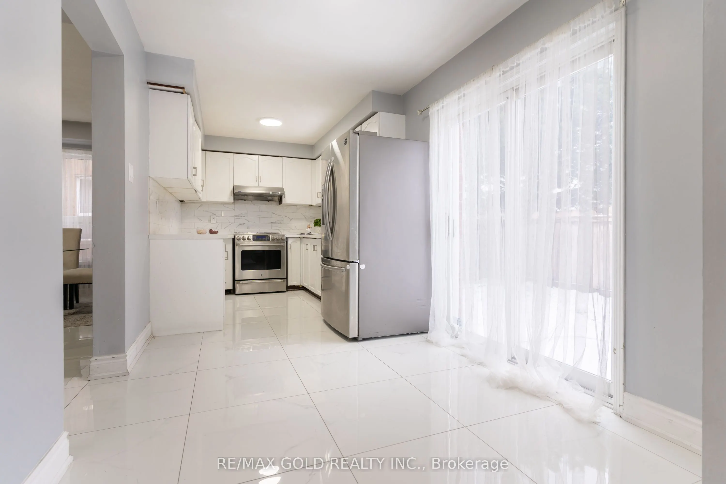 3 Great Plains Street