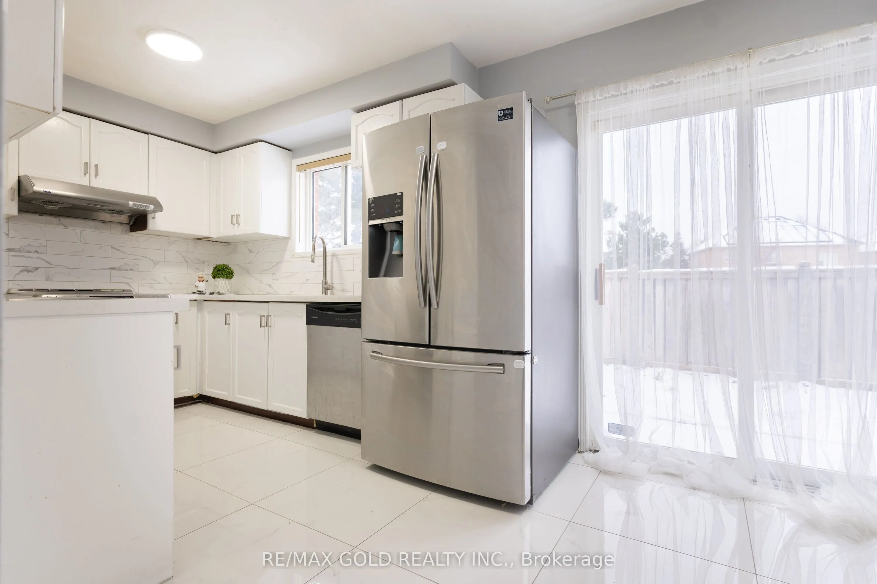 3 Great Plains Street