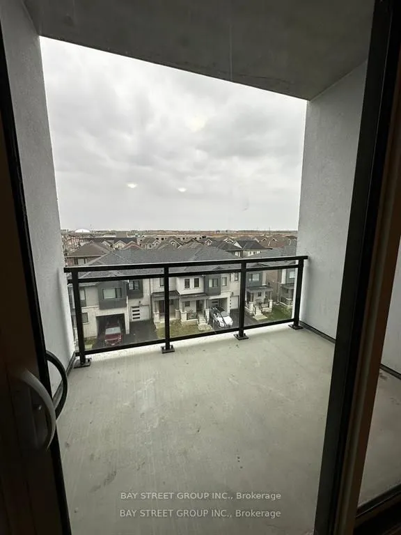 460 Gordon Krantz Avenue, #406