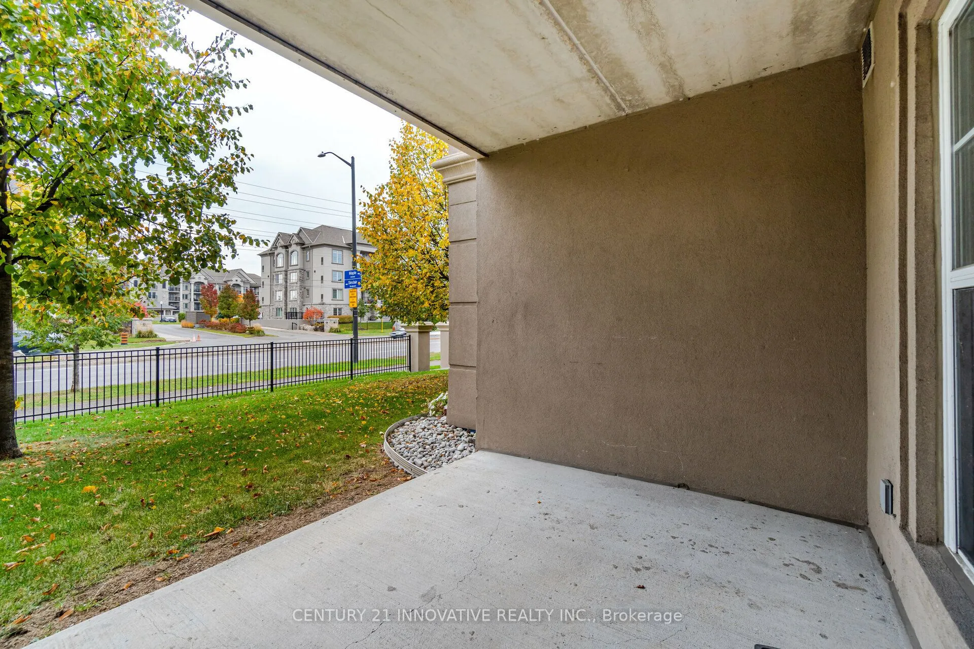 1491 Maple Avenue, #111