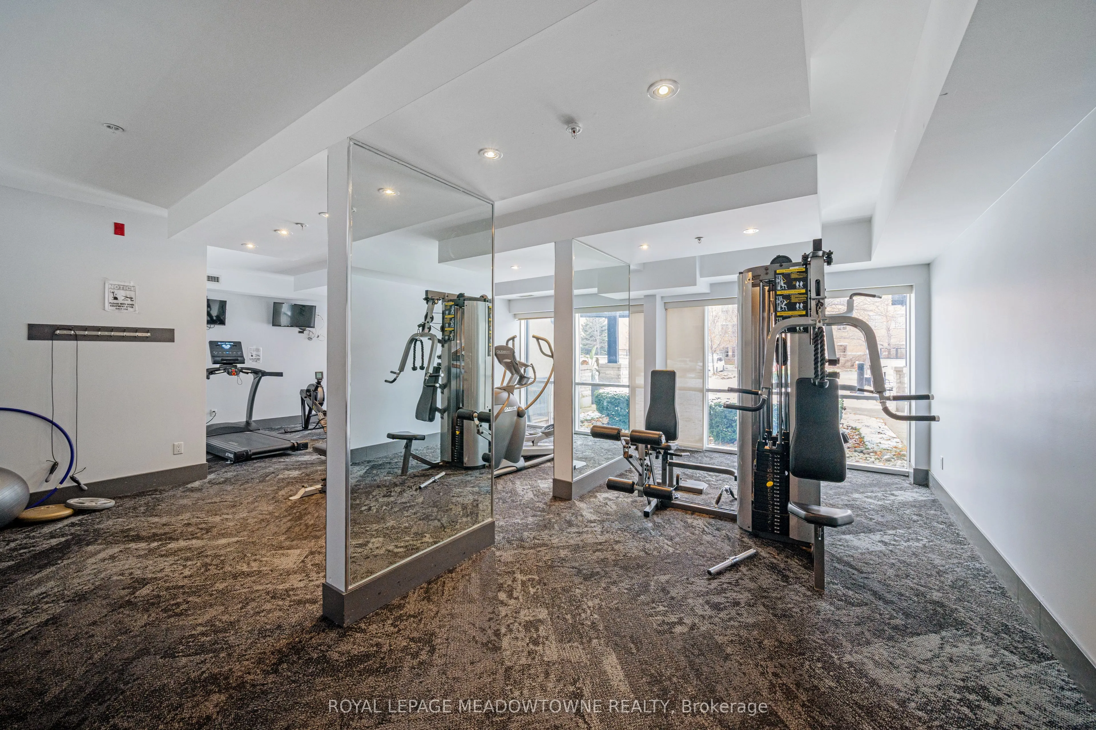 570 Lolita Gardens, #125
