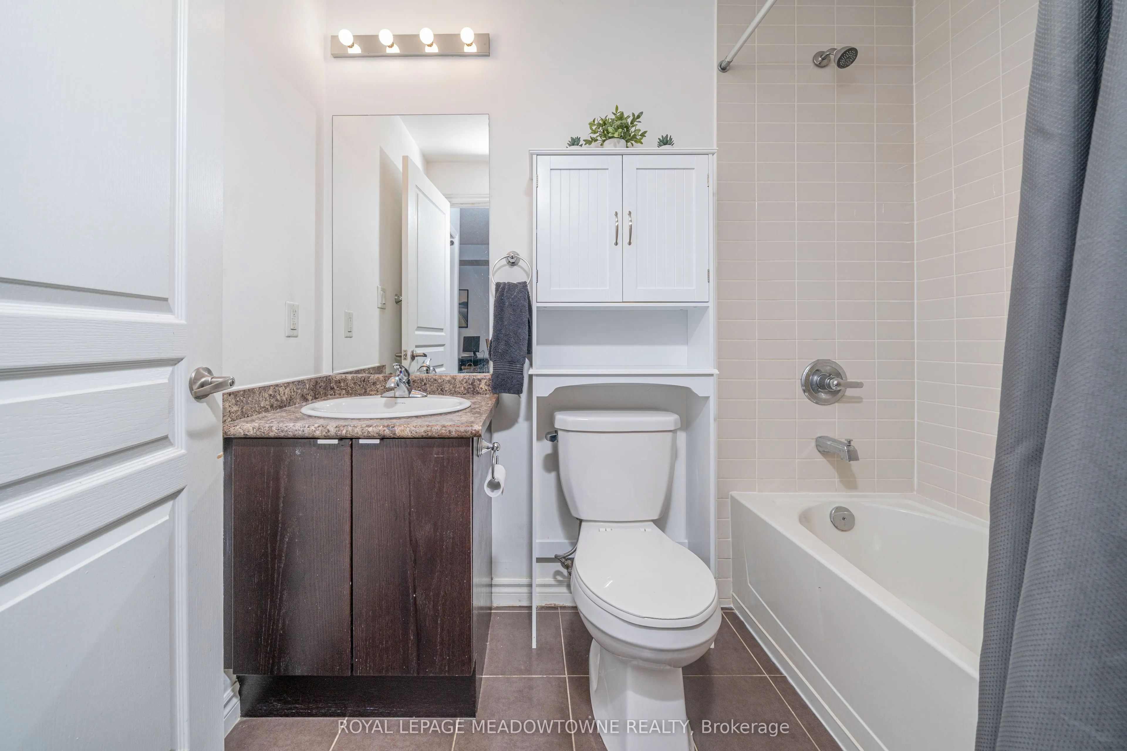 570 Lolita Gardens, #125