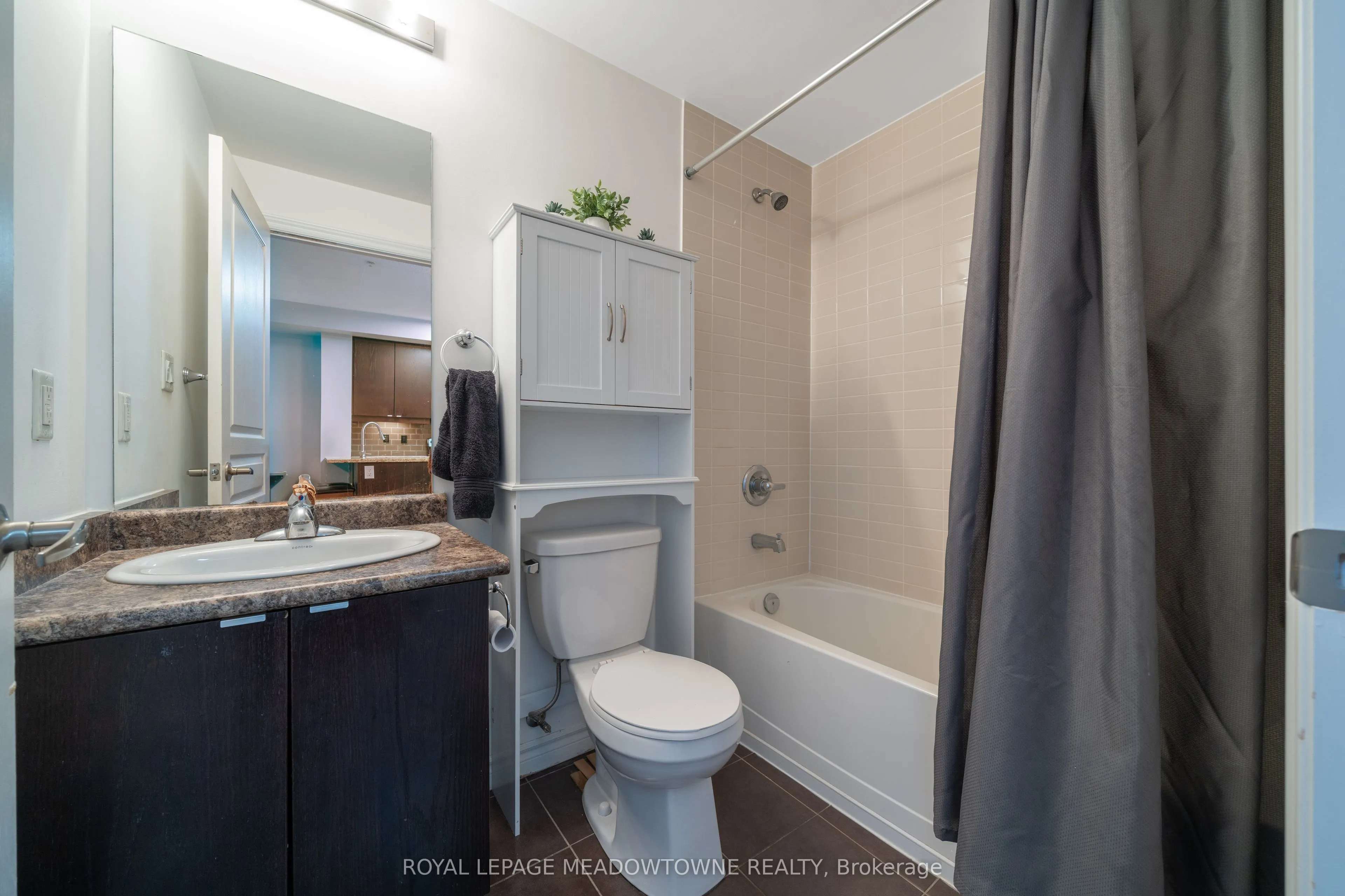 570 Lolita Gardens, #125