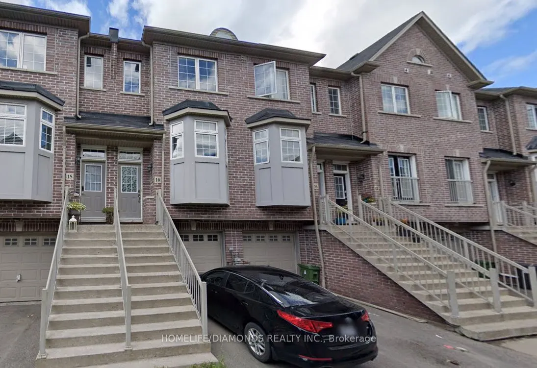 16 Piggott Mews