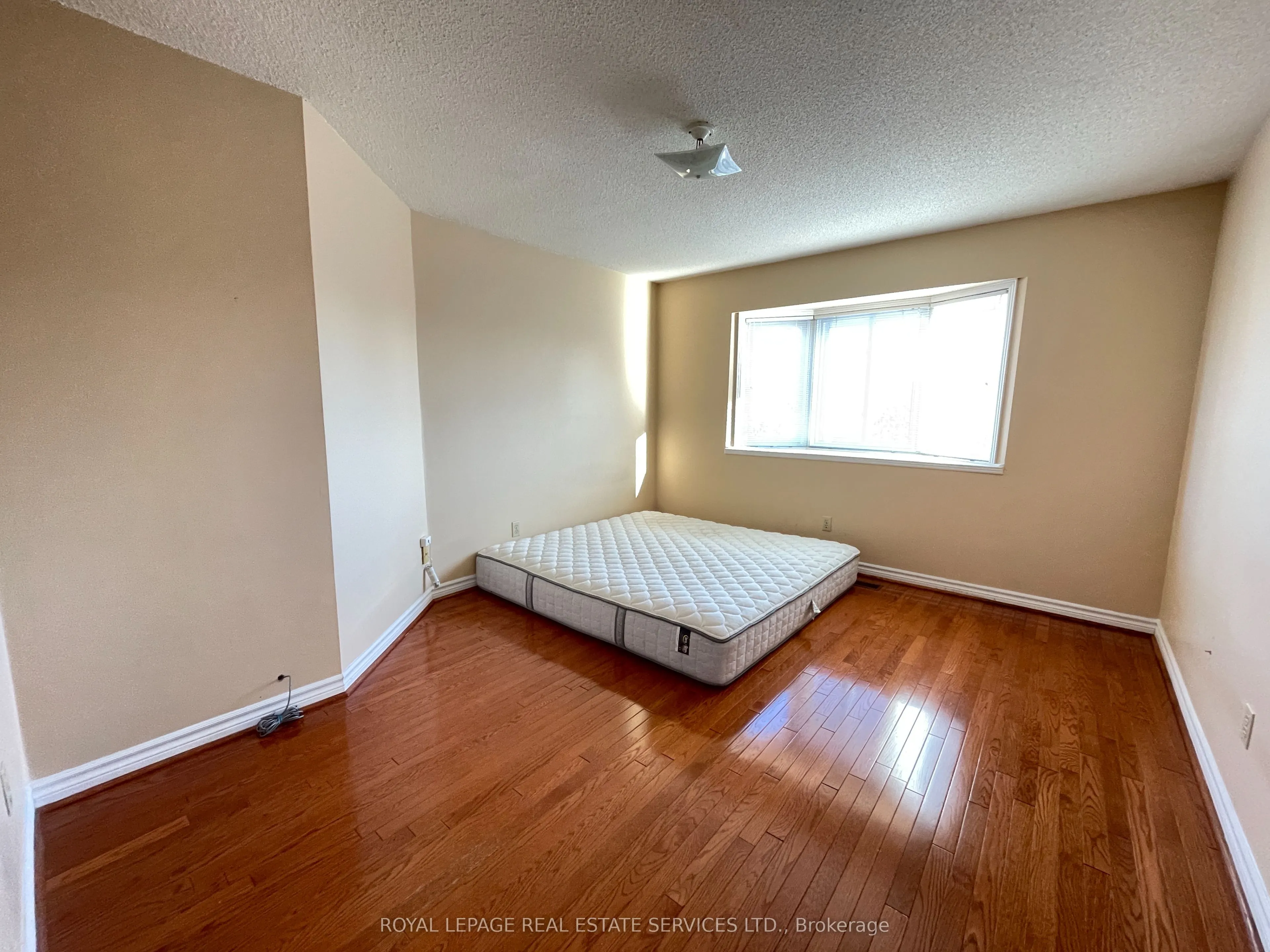 4504 Gullfoot Circle