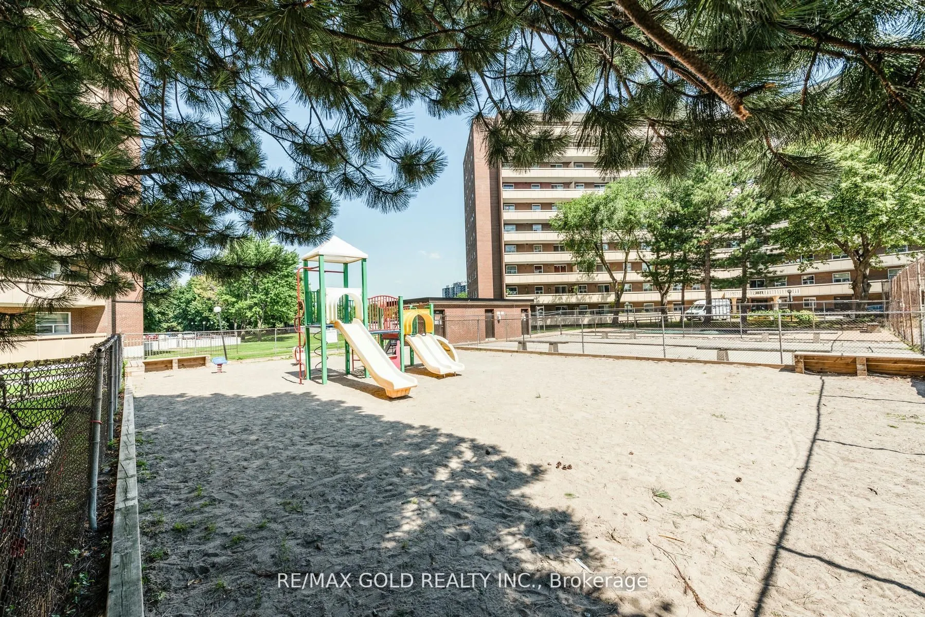 3555 Derry Road E #1006