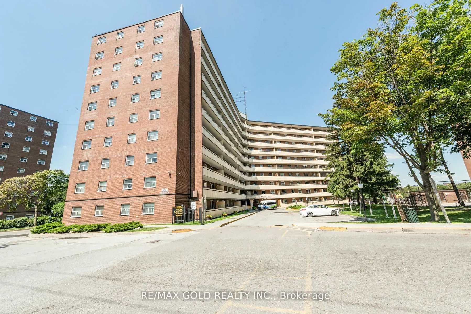 3555 Derry Road E #1006