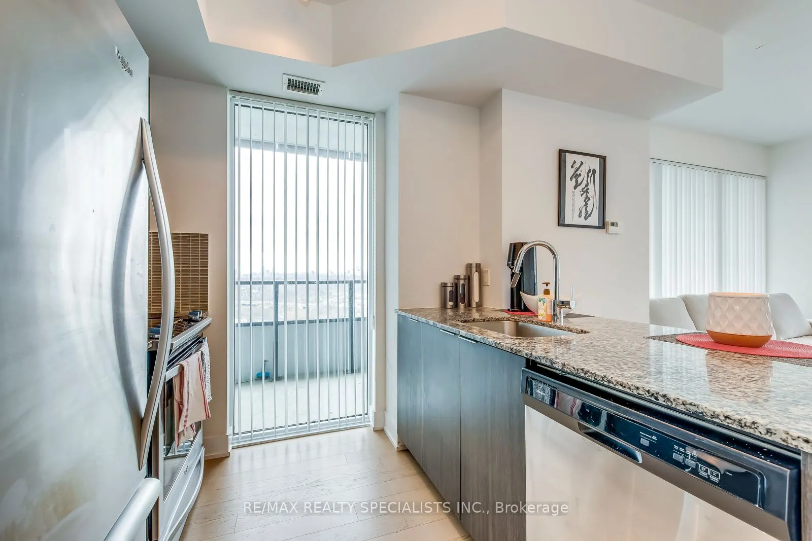 20 Shore Breeze Drive, #2304