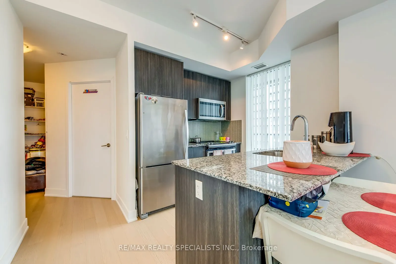 20 Shore Breeze Drive, #2304