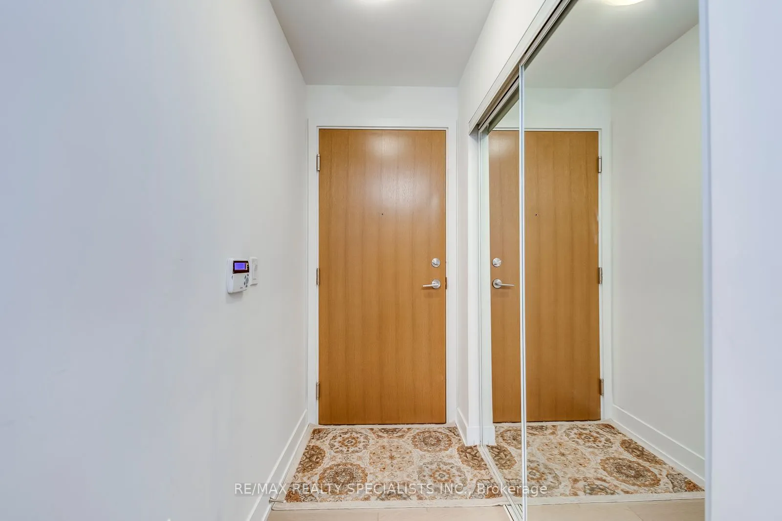 20 Shore Breeze Drive, #2304