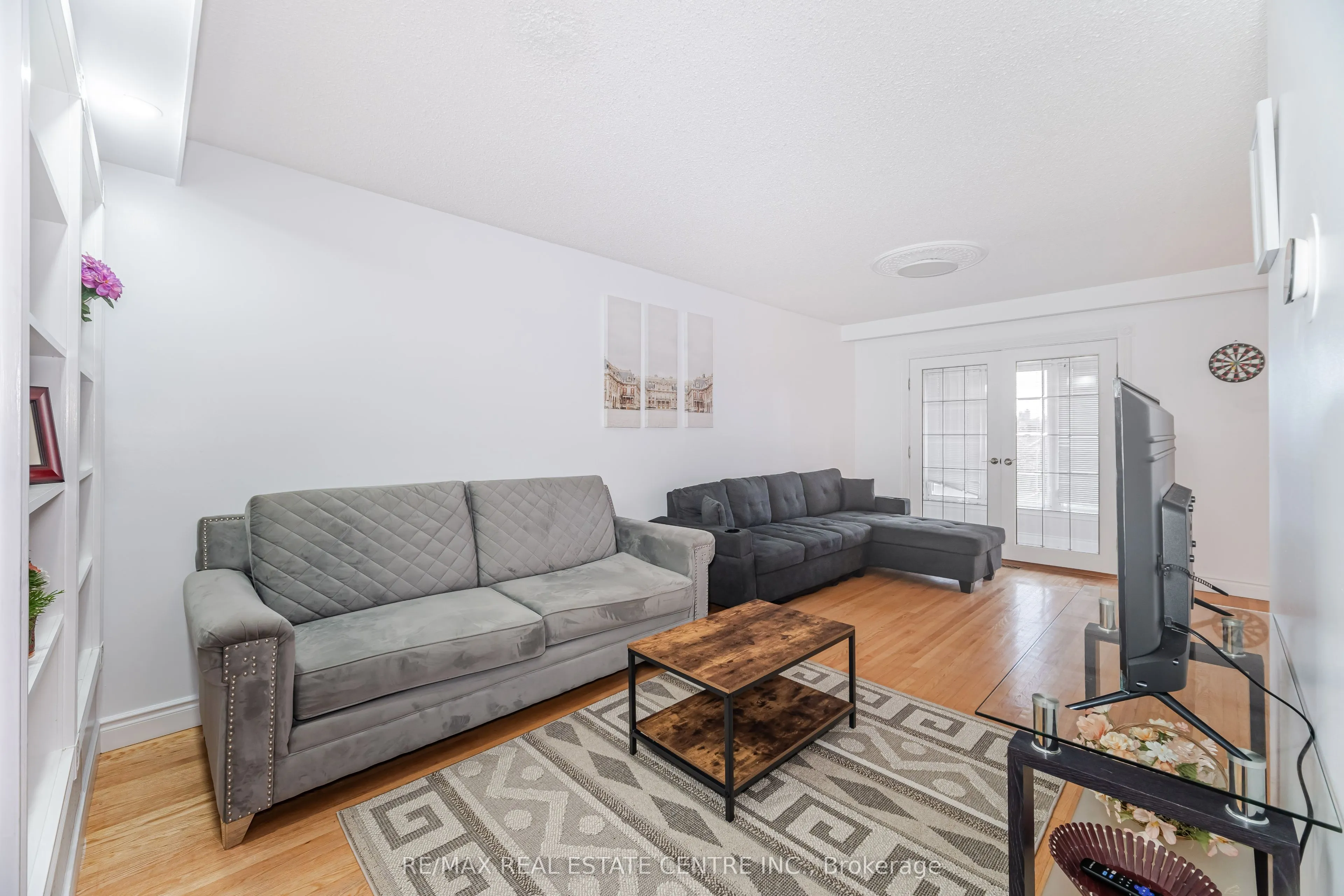 4062 Dunmow Crescent