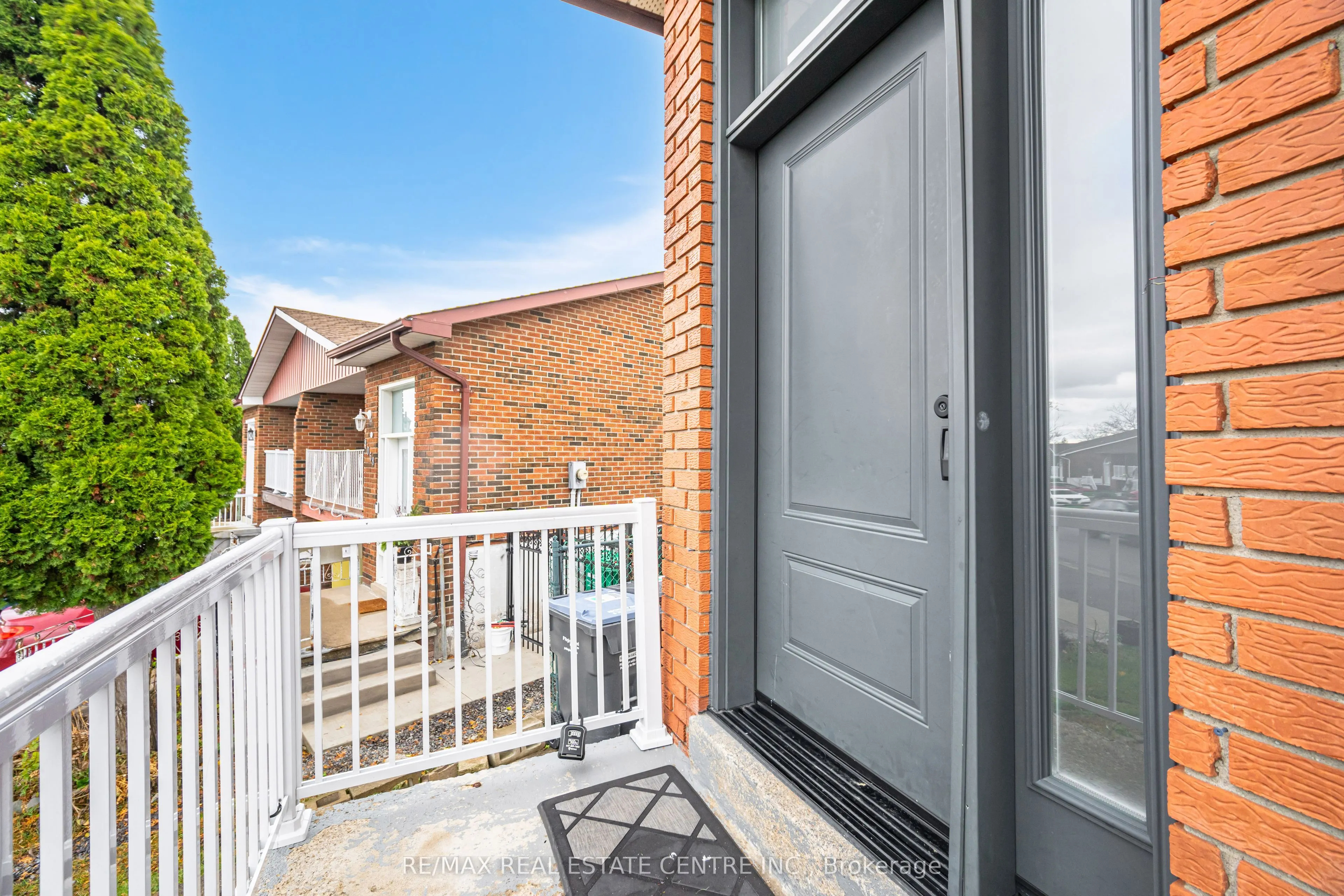 4062 Dunmow Crescent