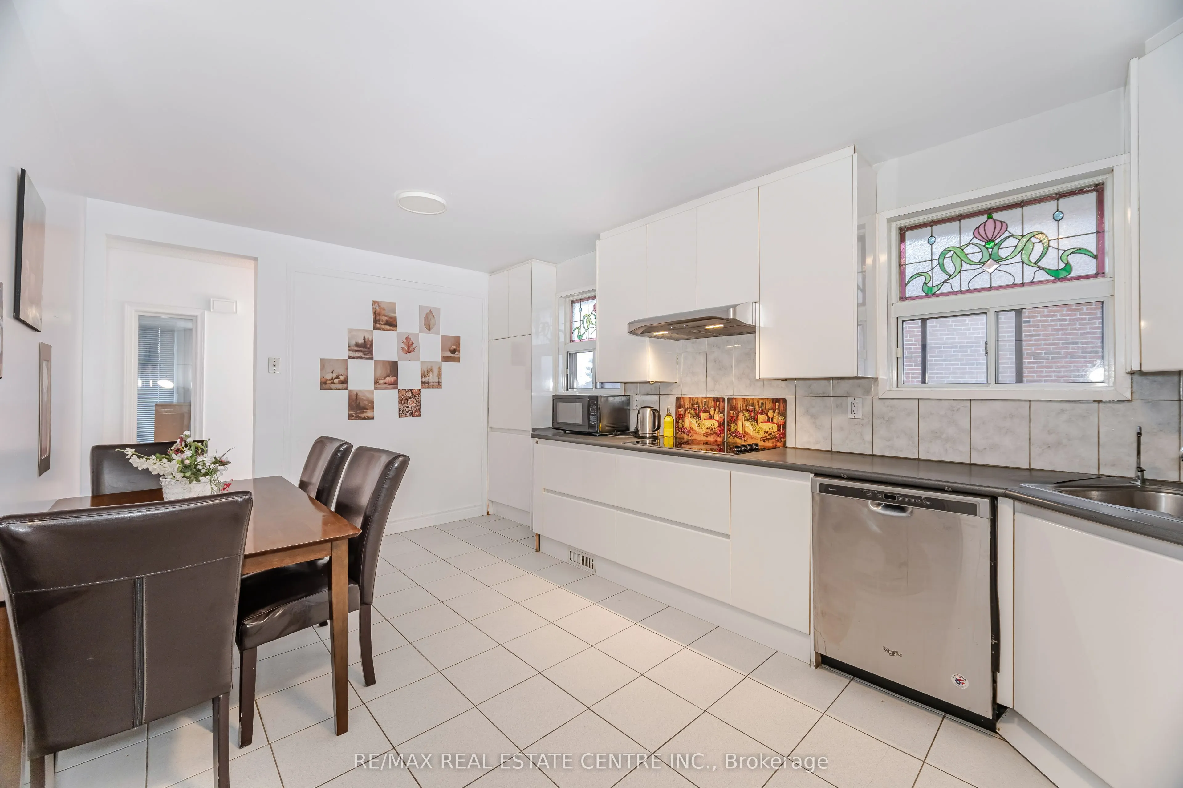4062 Dunmow Crescent