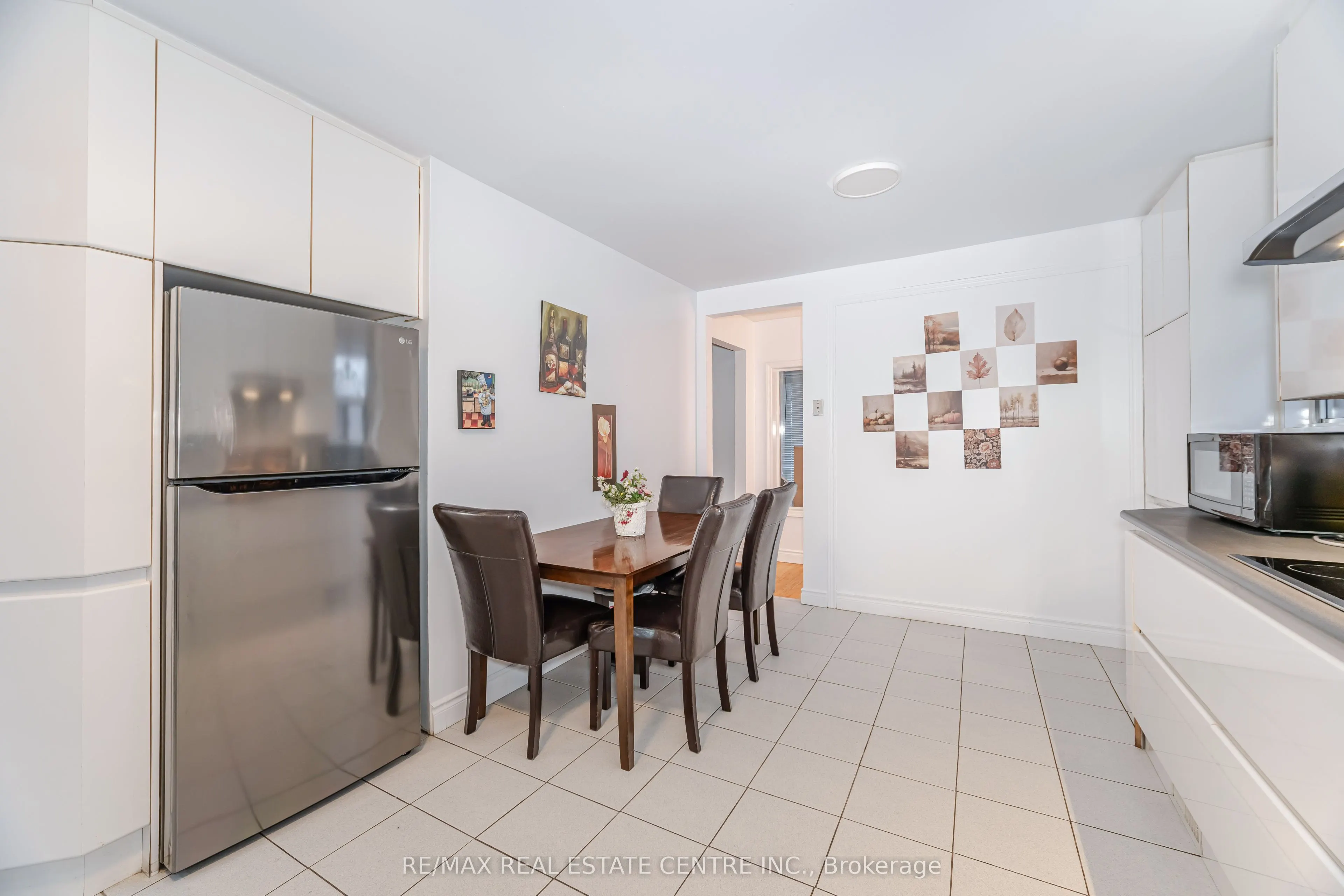 4062 Dunmow Crescent