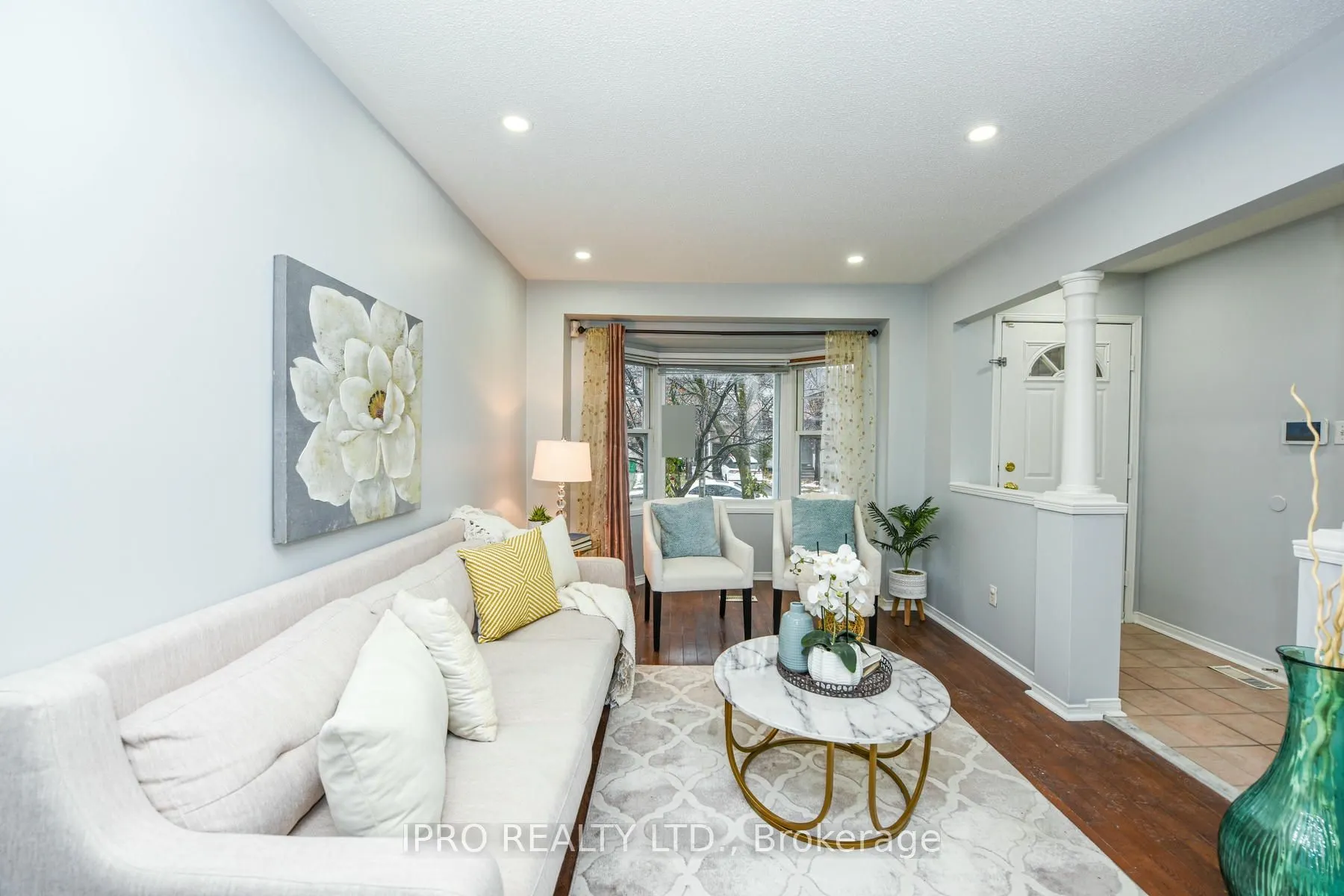 22 Desert Sand Drive
