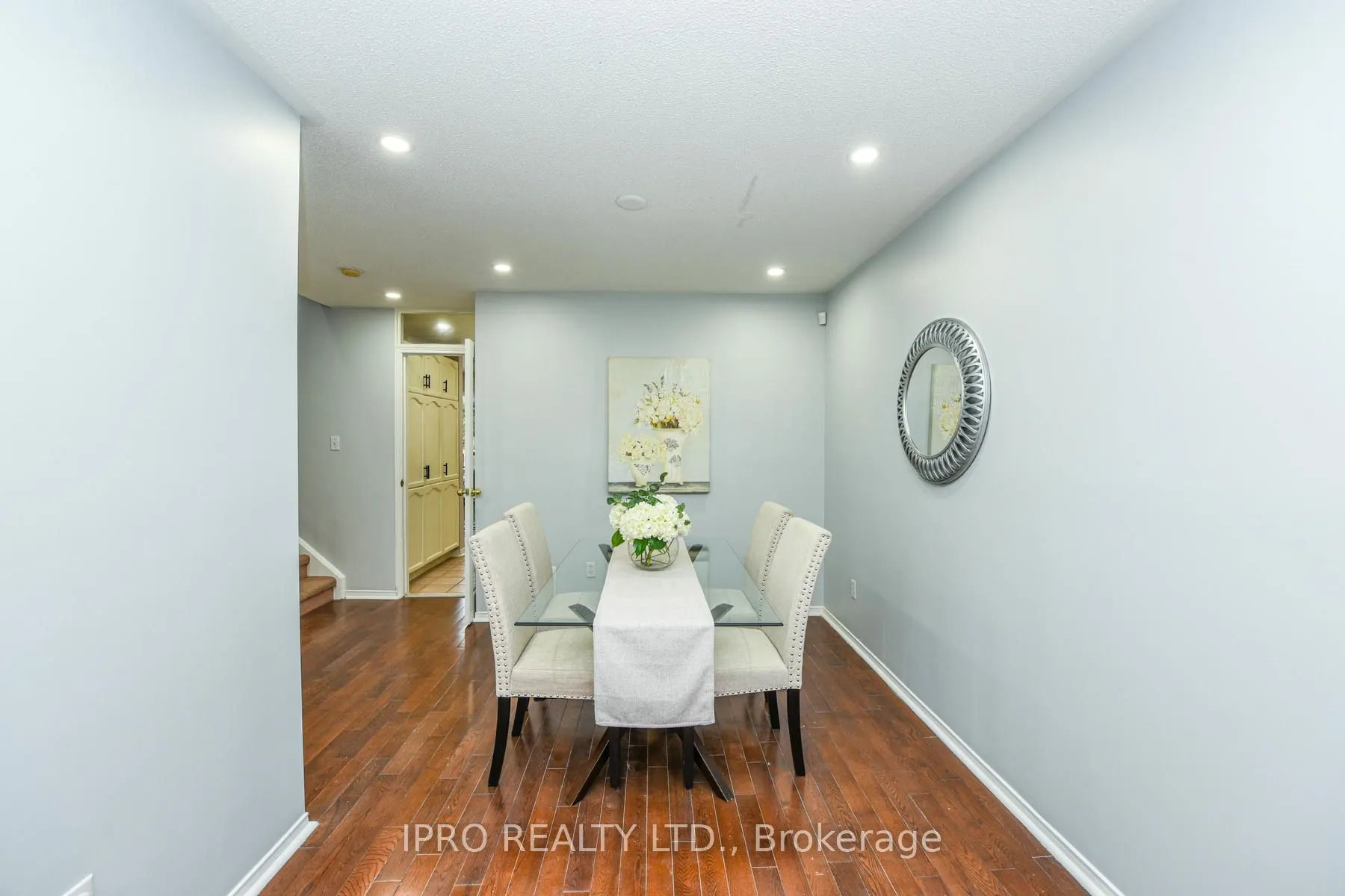 22 Desert Sand Drive