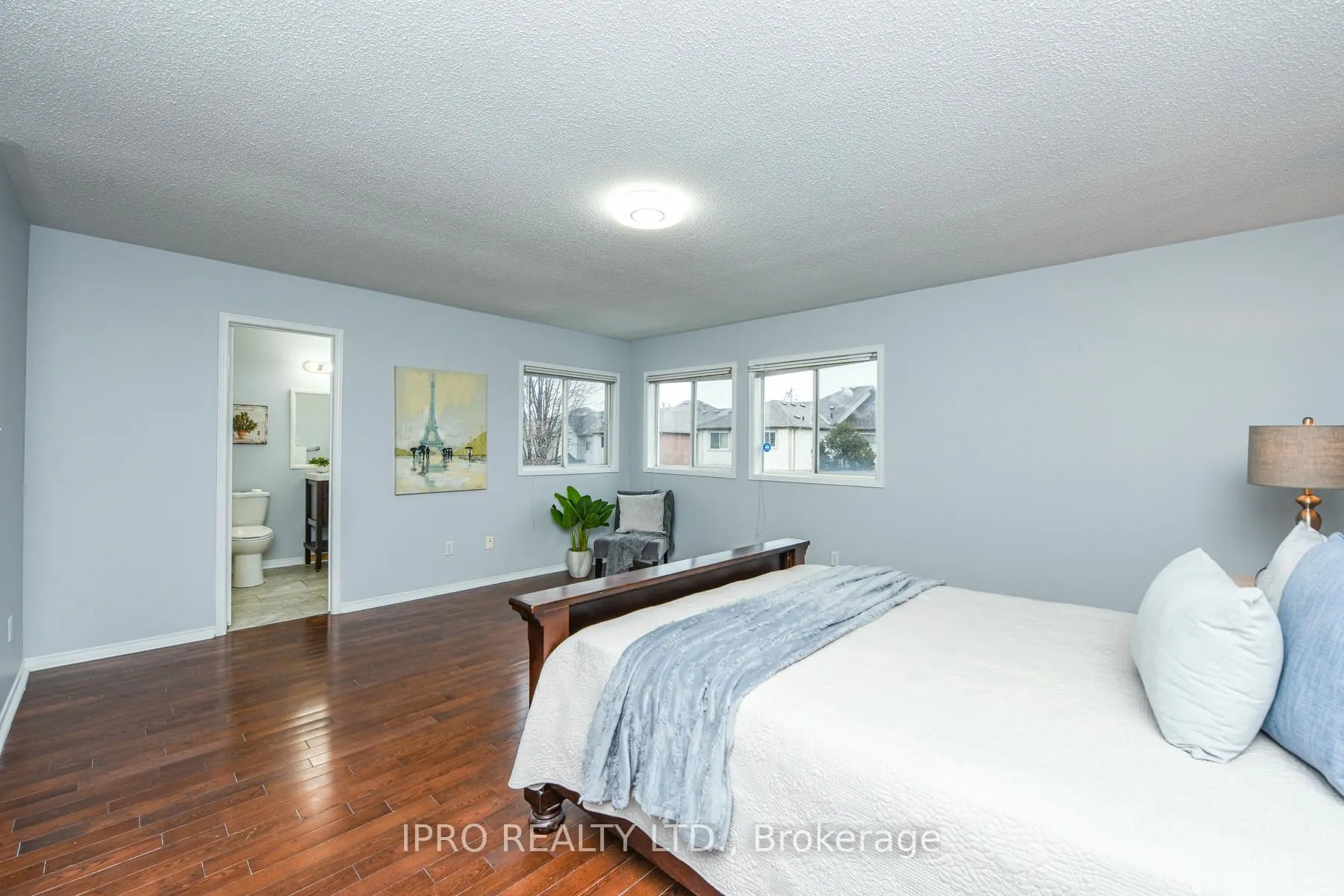 22 Desert Sand Drive