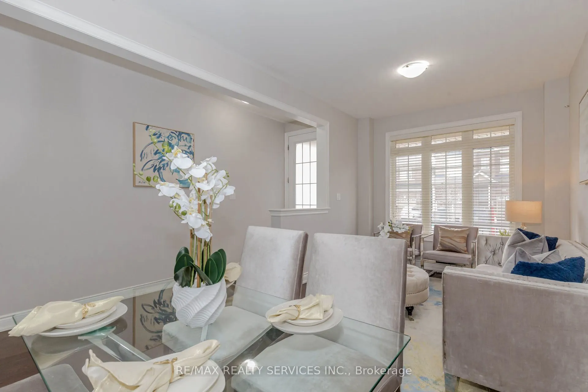 12 Enclave Trail