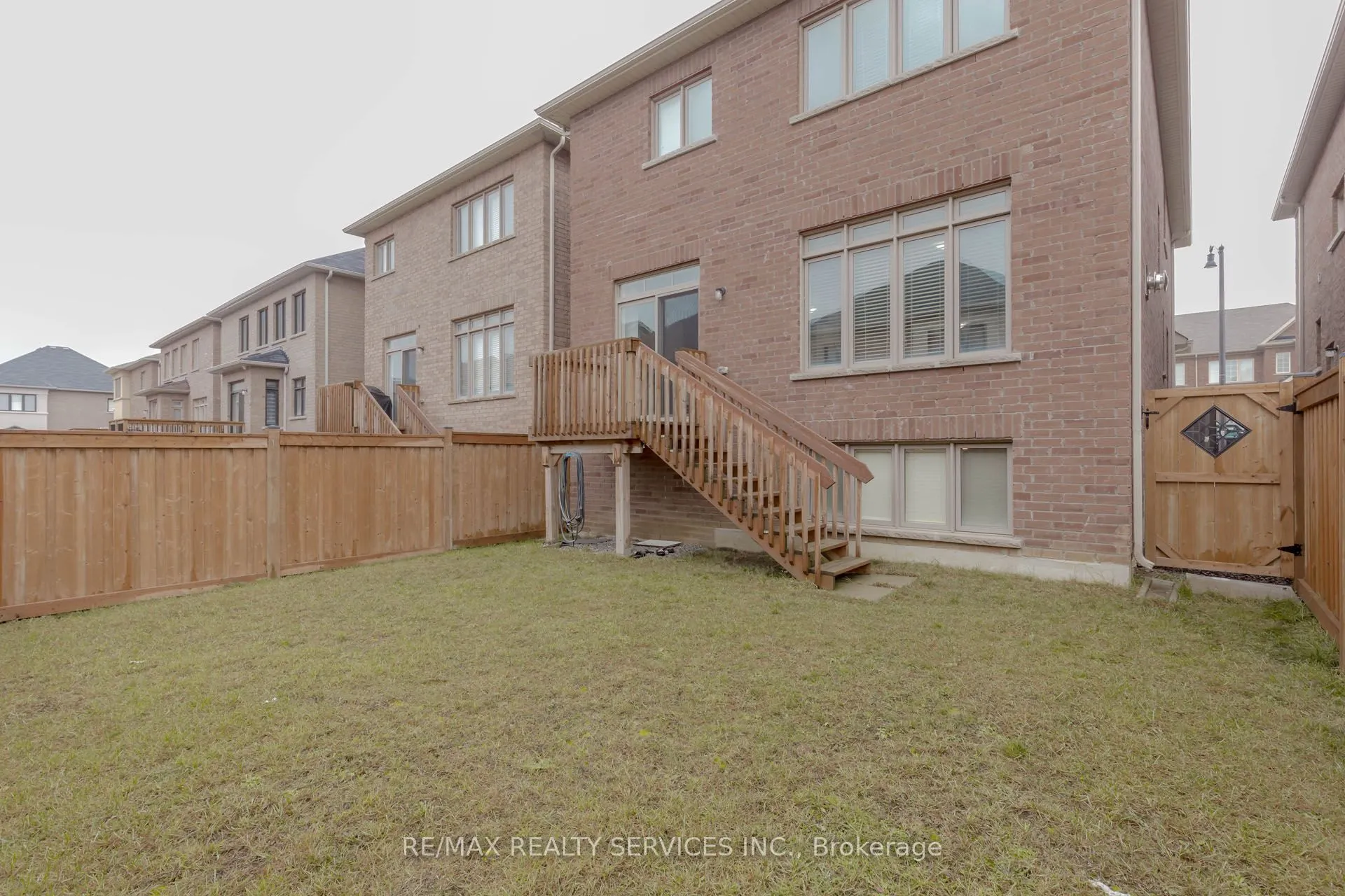 12 Enclave Trail
