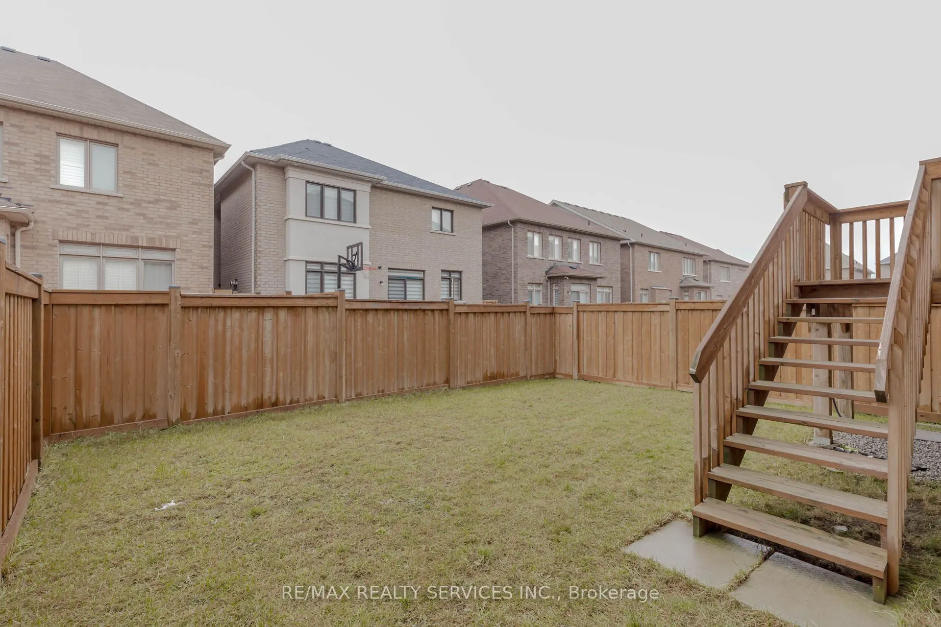 12 Enclave Trail