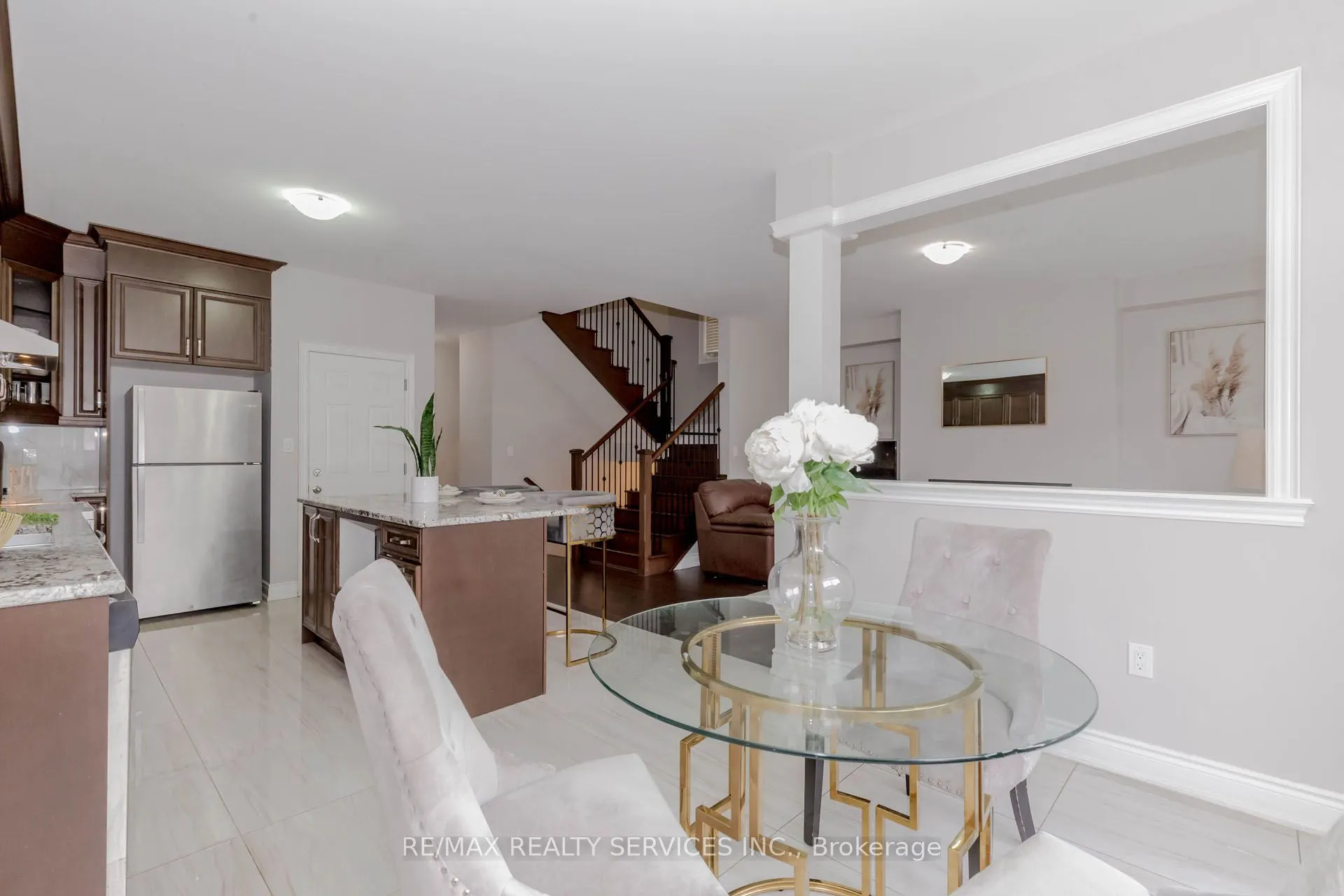 12 Enclave Trail