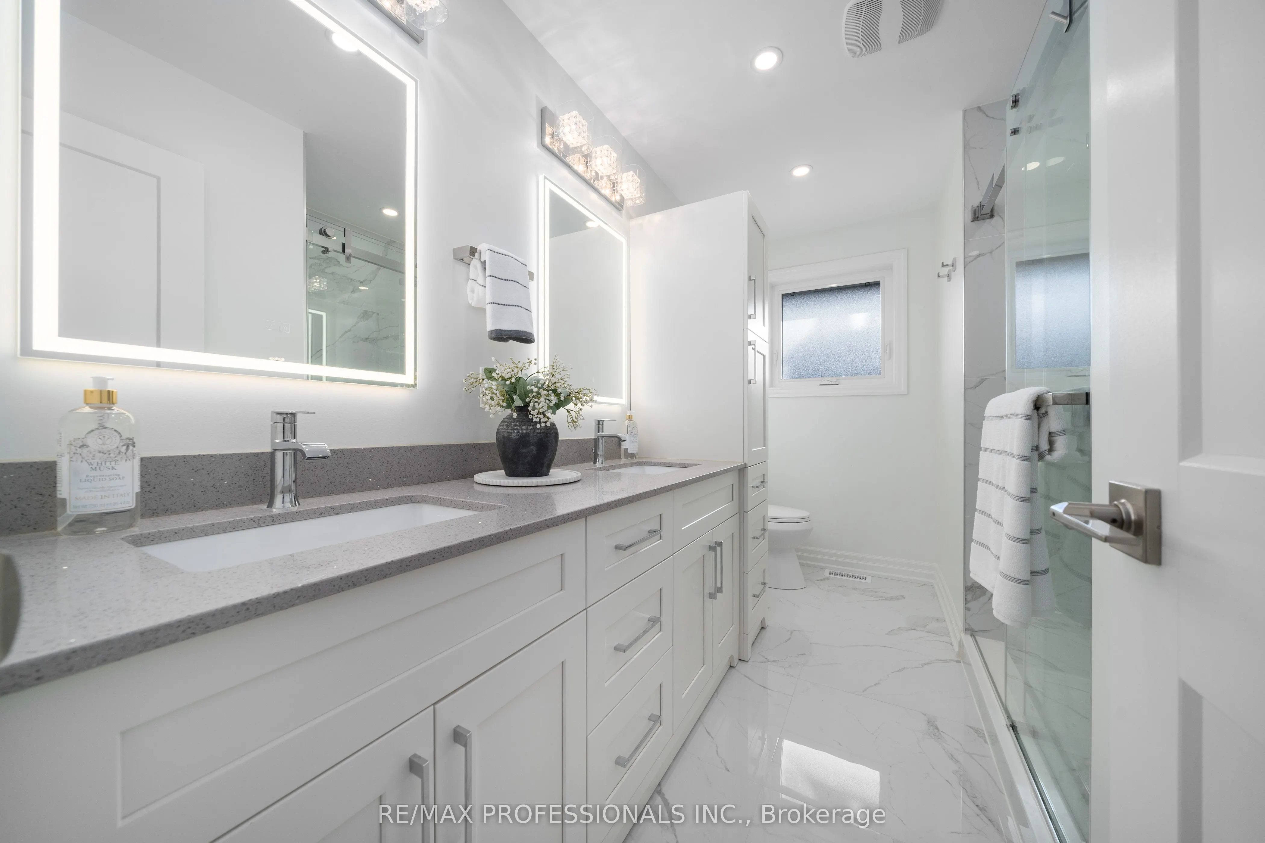 182 Gracefield Avenue