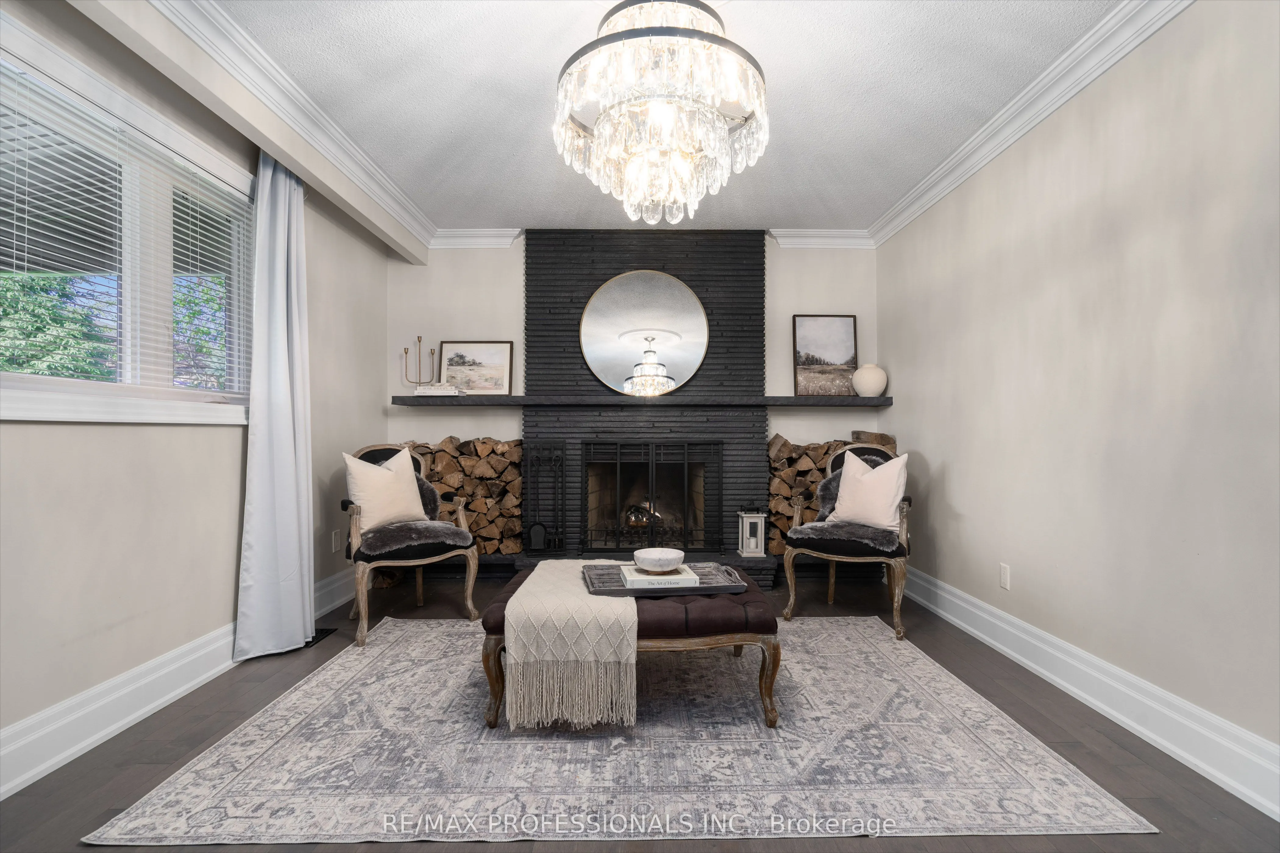 182 Gracefield Avenue
