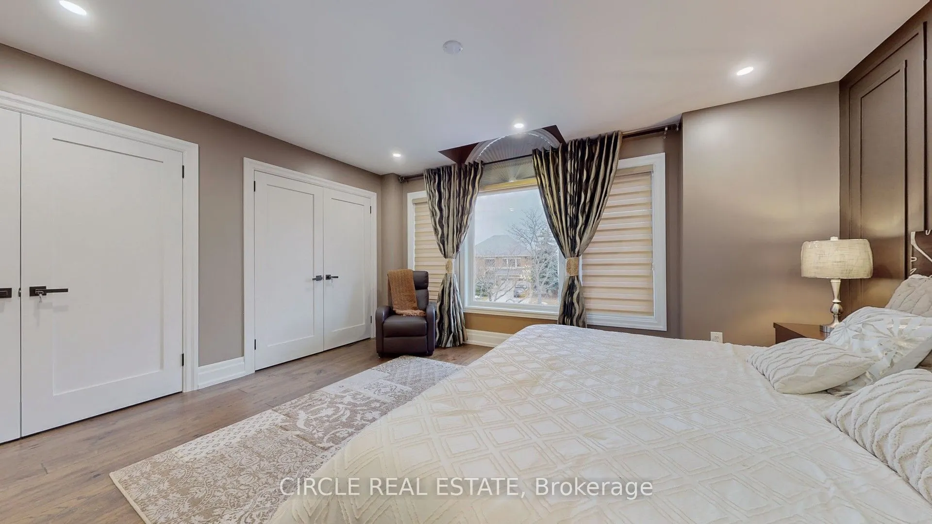 5351 Forest Ridge Drive