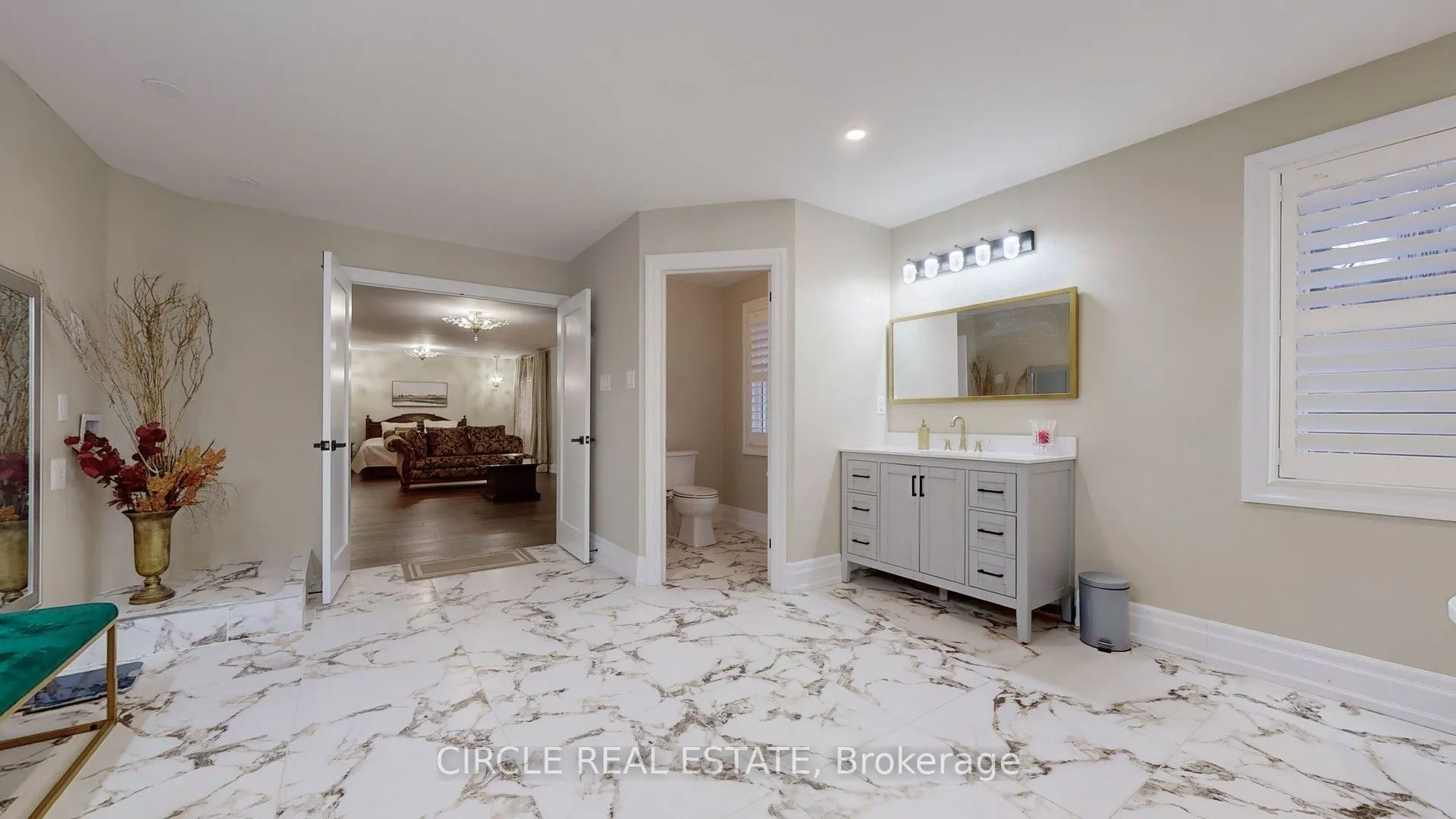 5351 Forest Ridge Drive