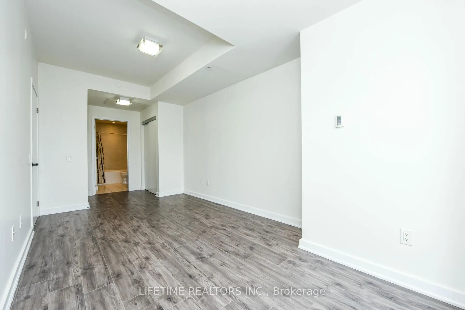 5025 Harvard Road #211