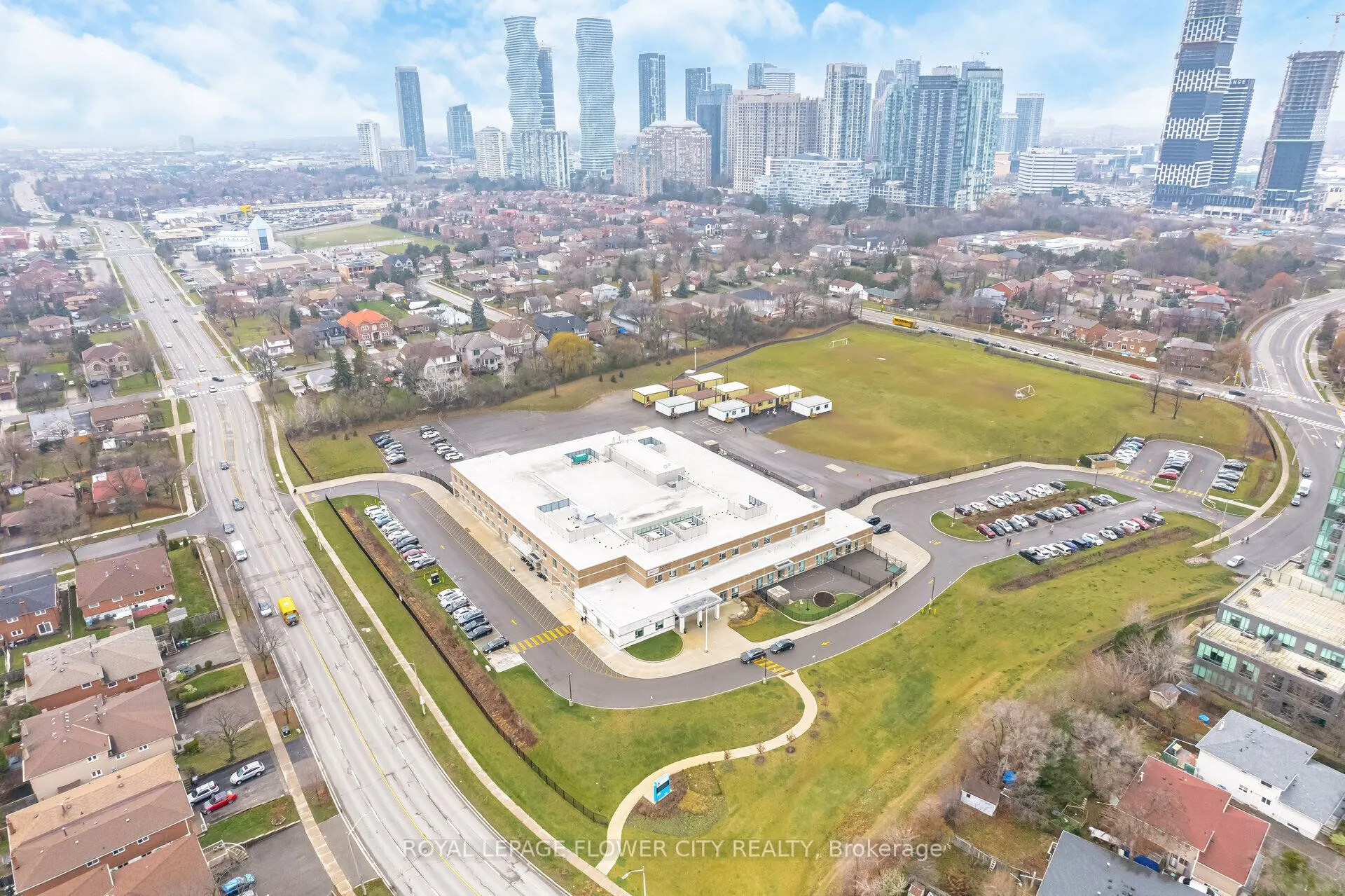 50 Elm Drive E, #706