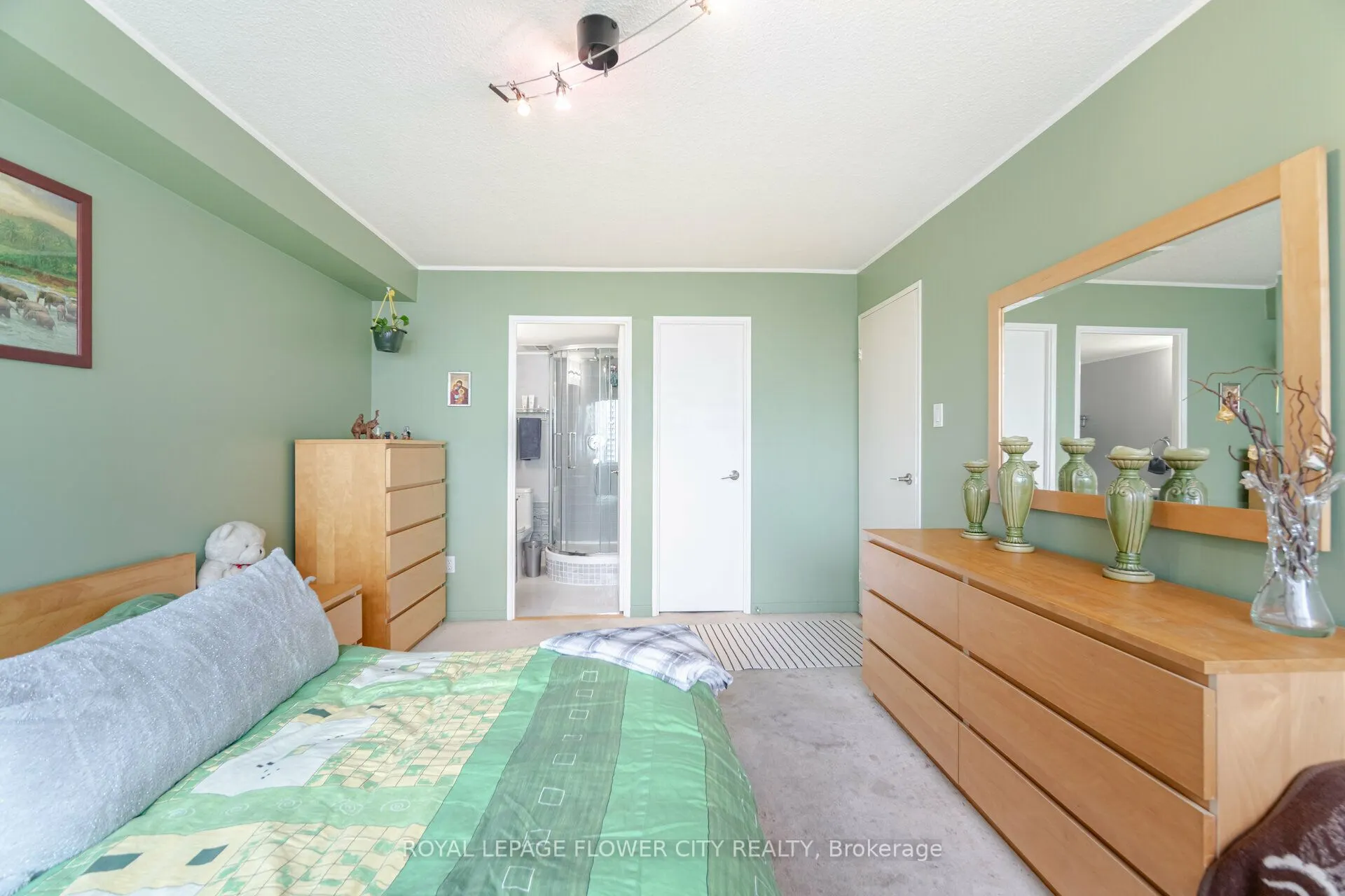 50 Elm Drive E, #706