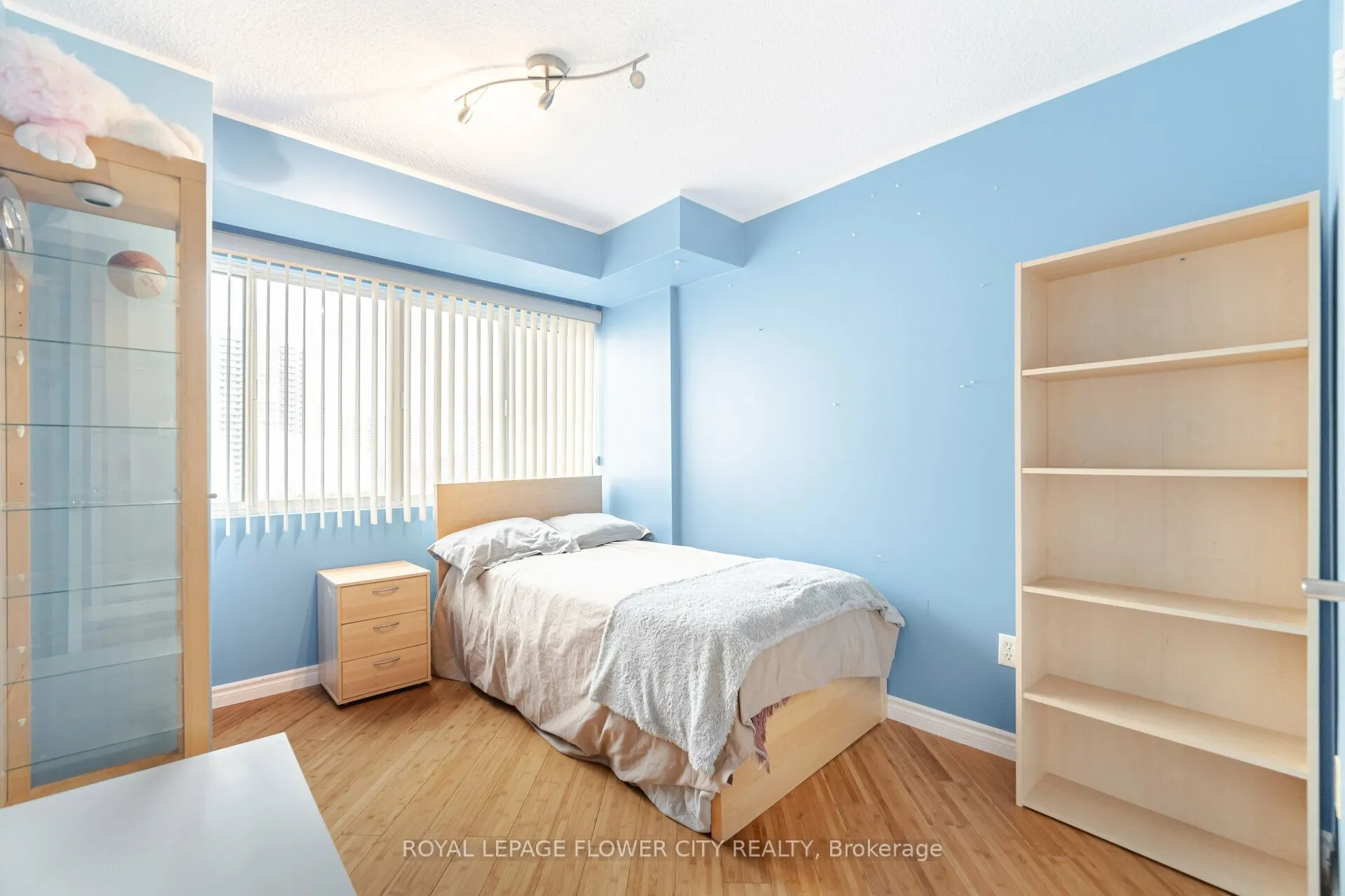 50 Elm Drive E, #706
