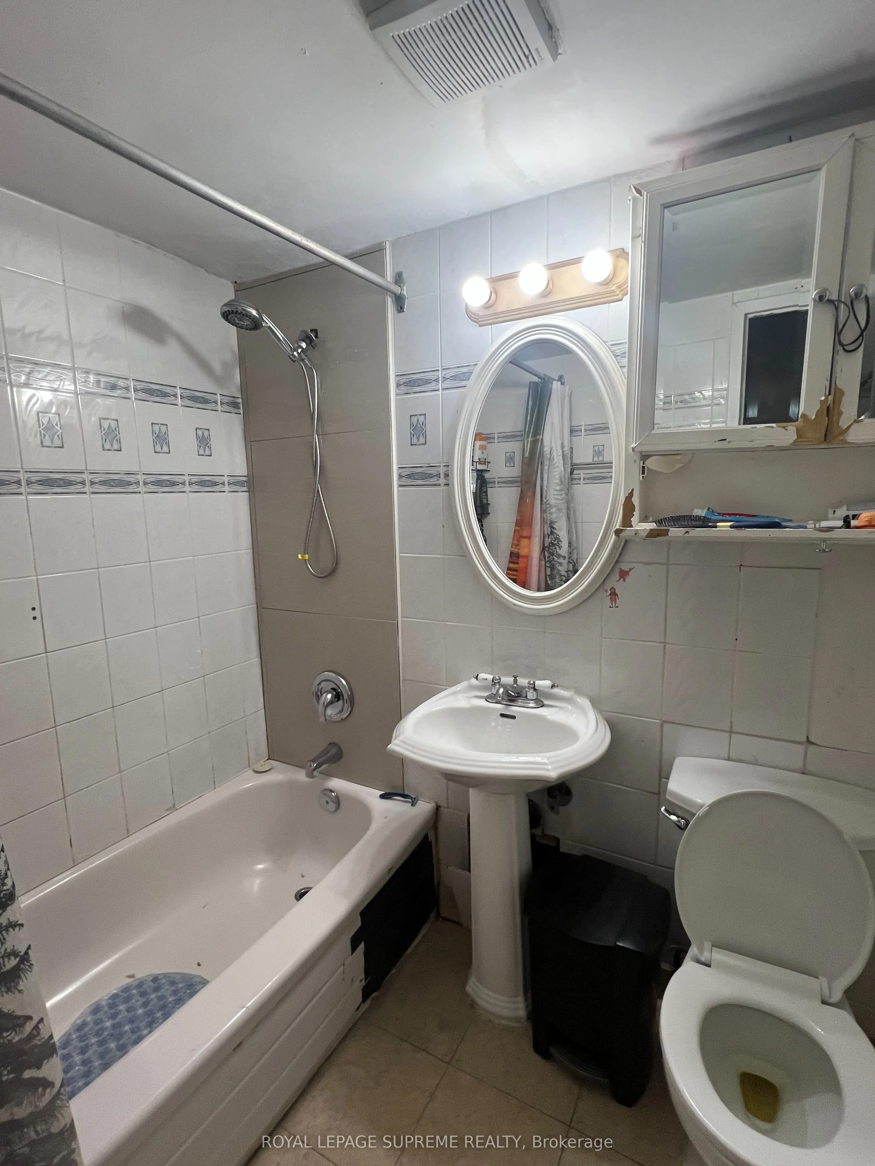 940 Caledonia Road, #908
