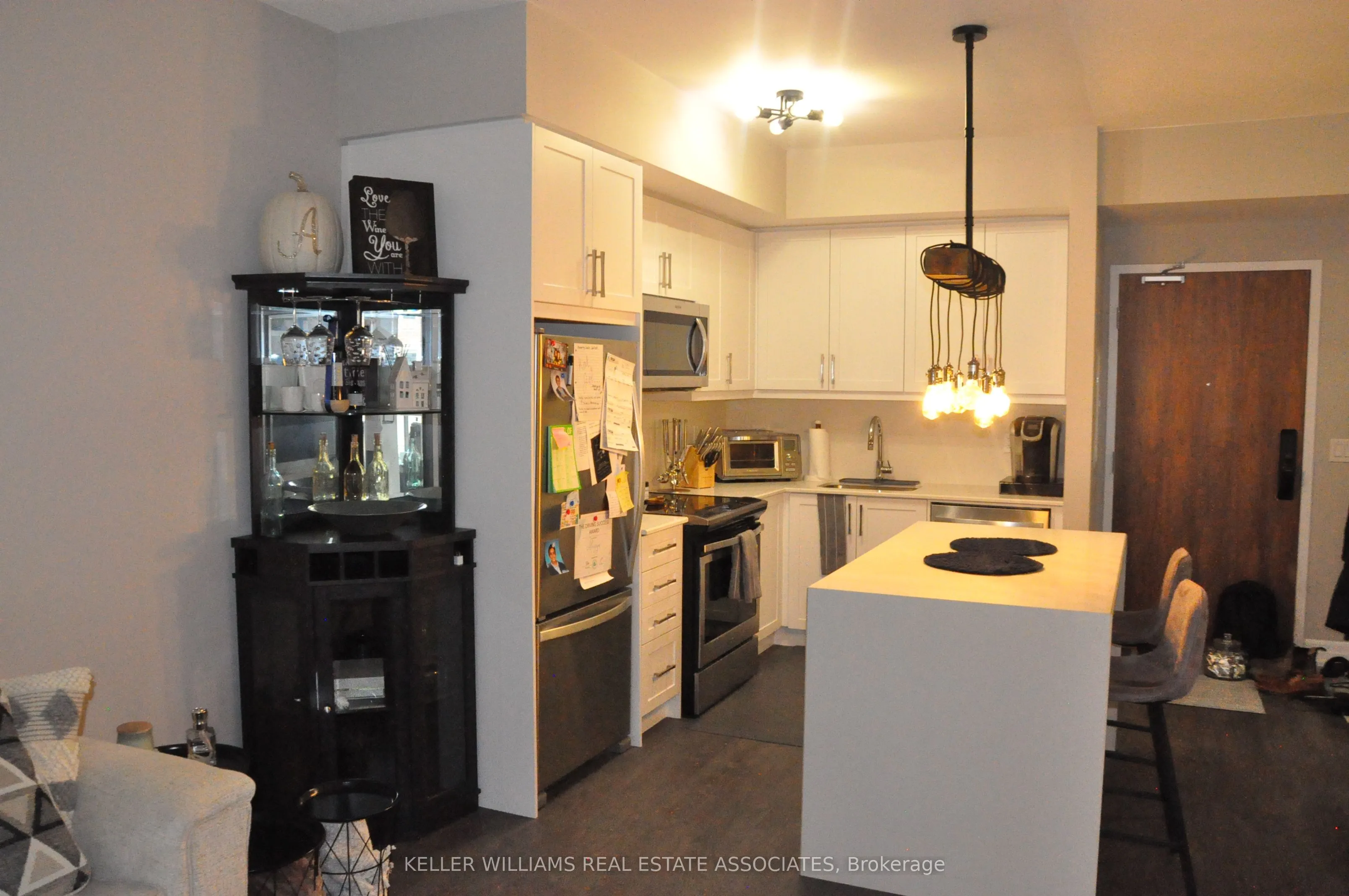 50 Ann Street #212