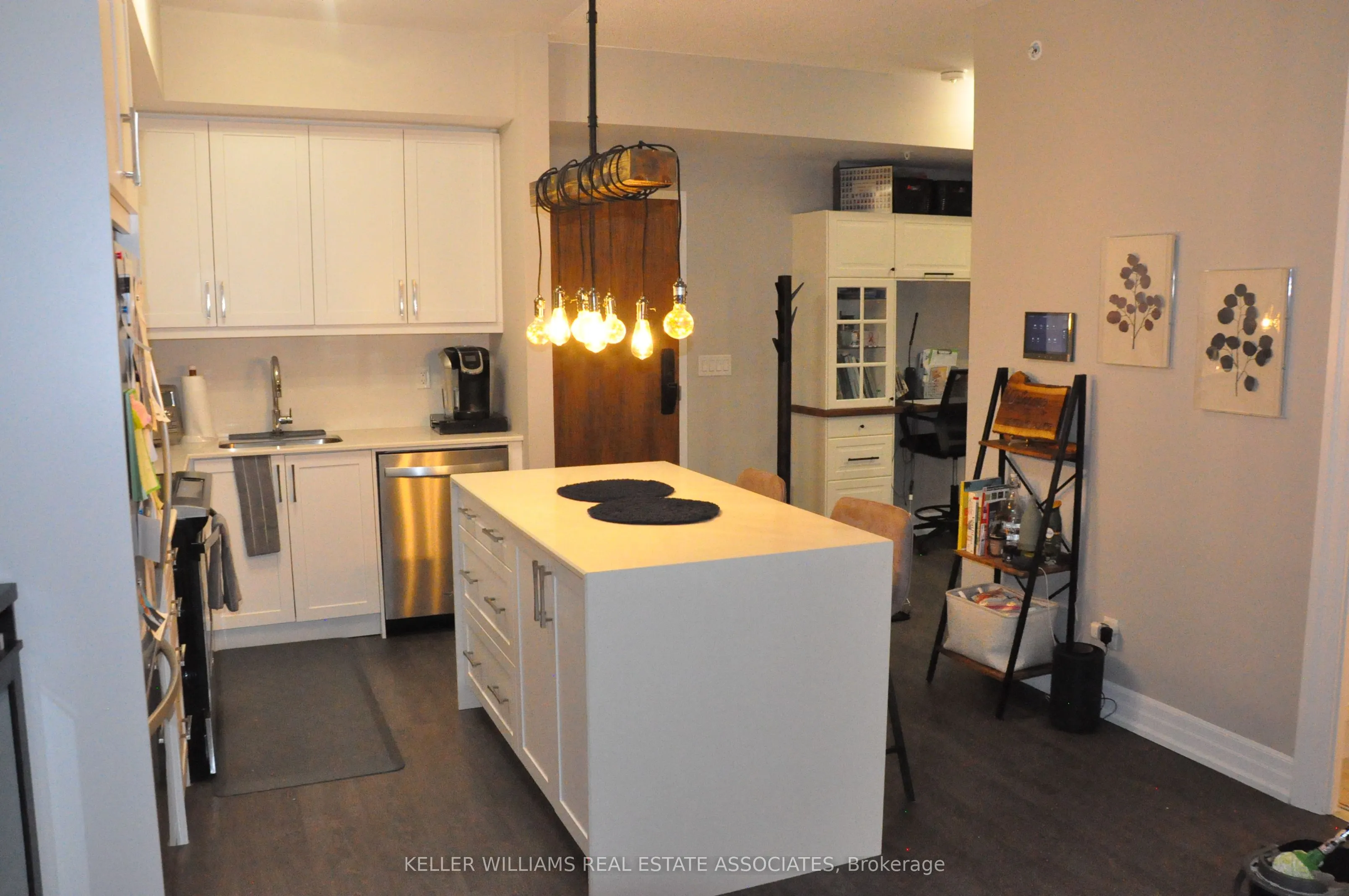 50 Ann Street #212