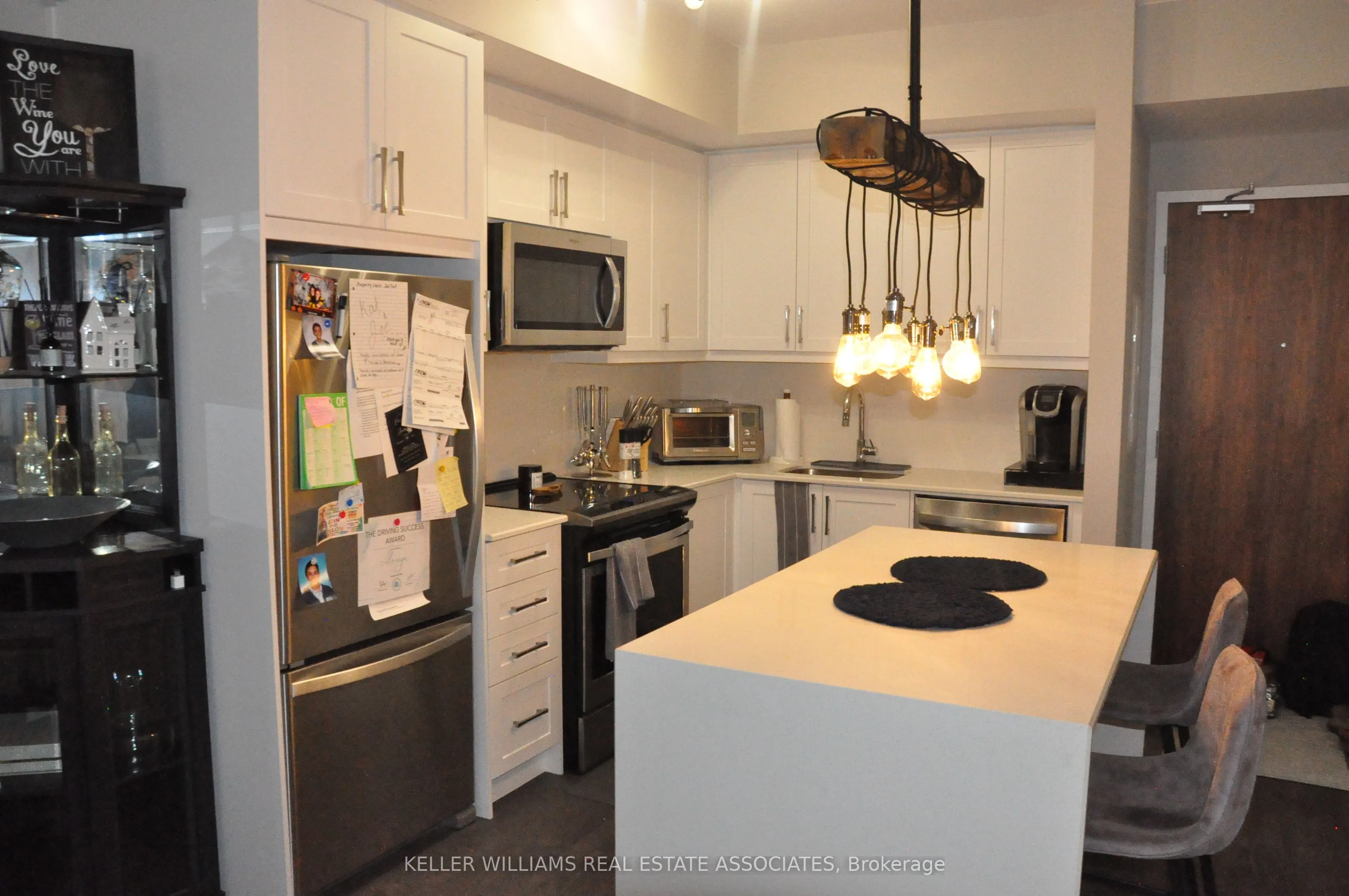 50 Ann Street #212
