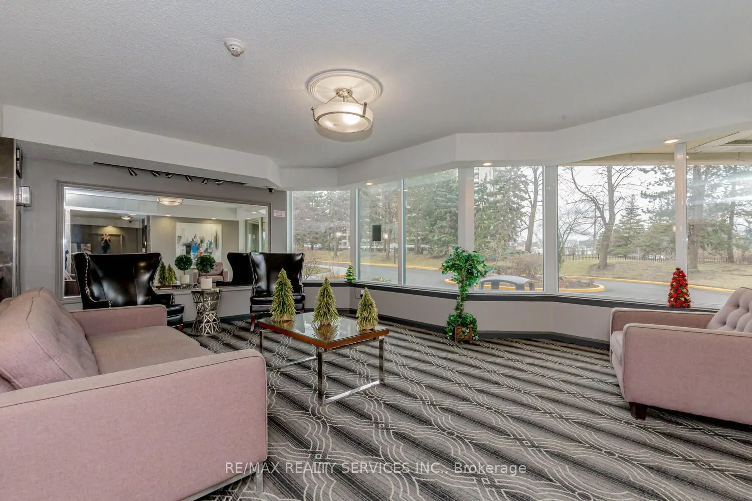 8 Lisa Street #1204