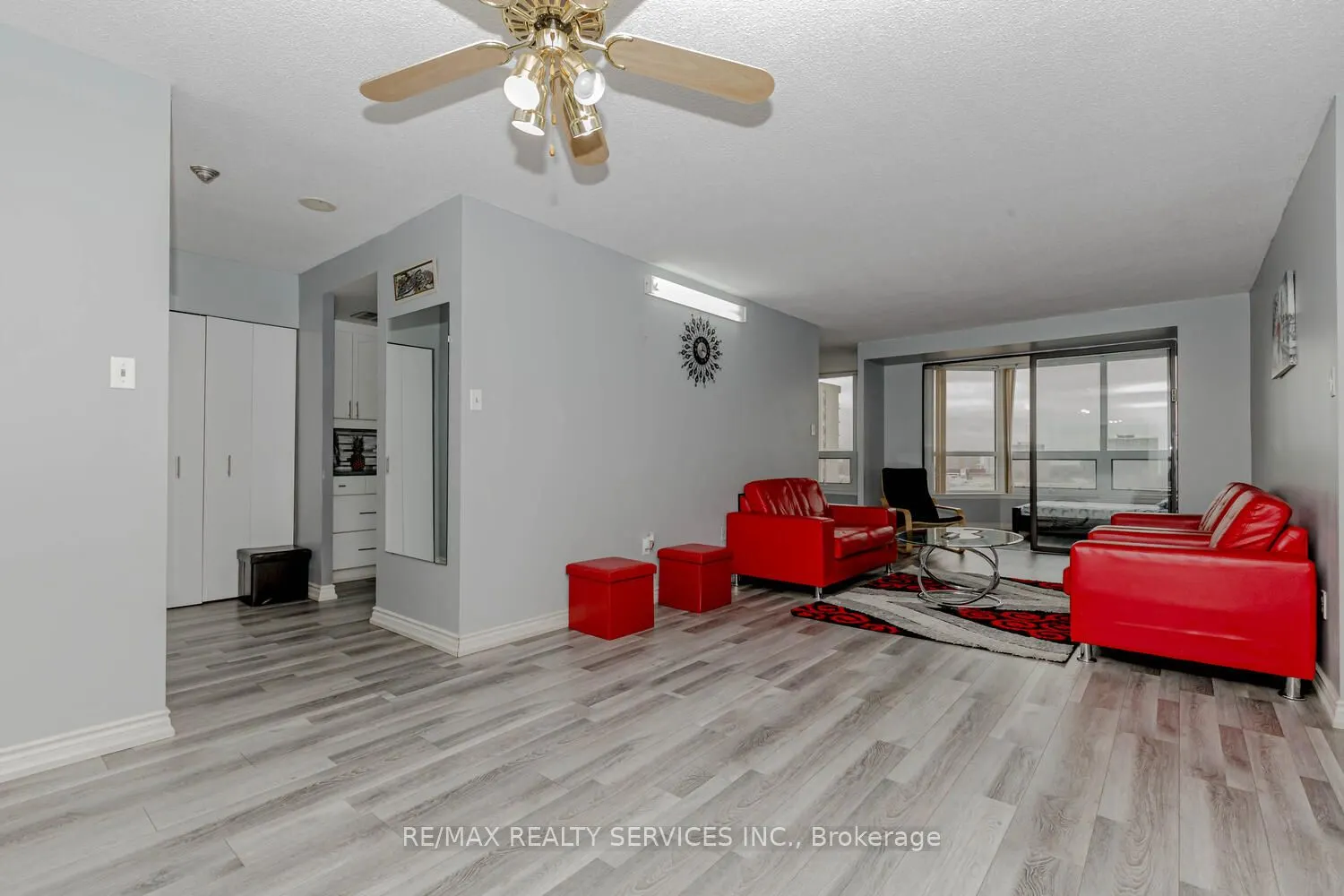 8 Lisa Street #1204