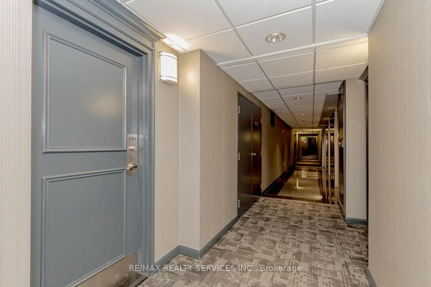 8 Lisa Street #1204