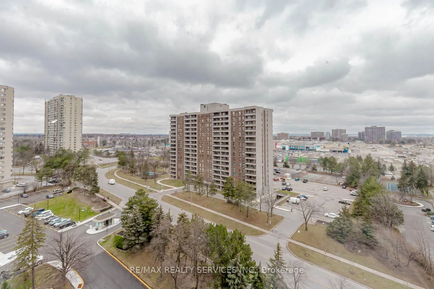 8 Lisa Street #1204