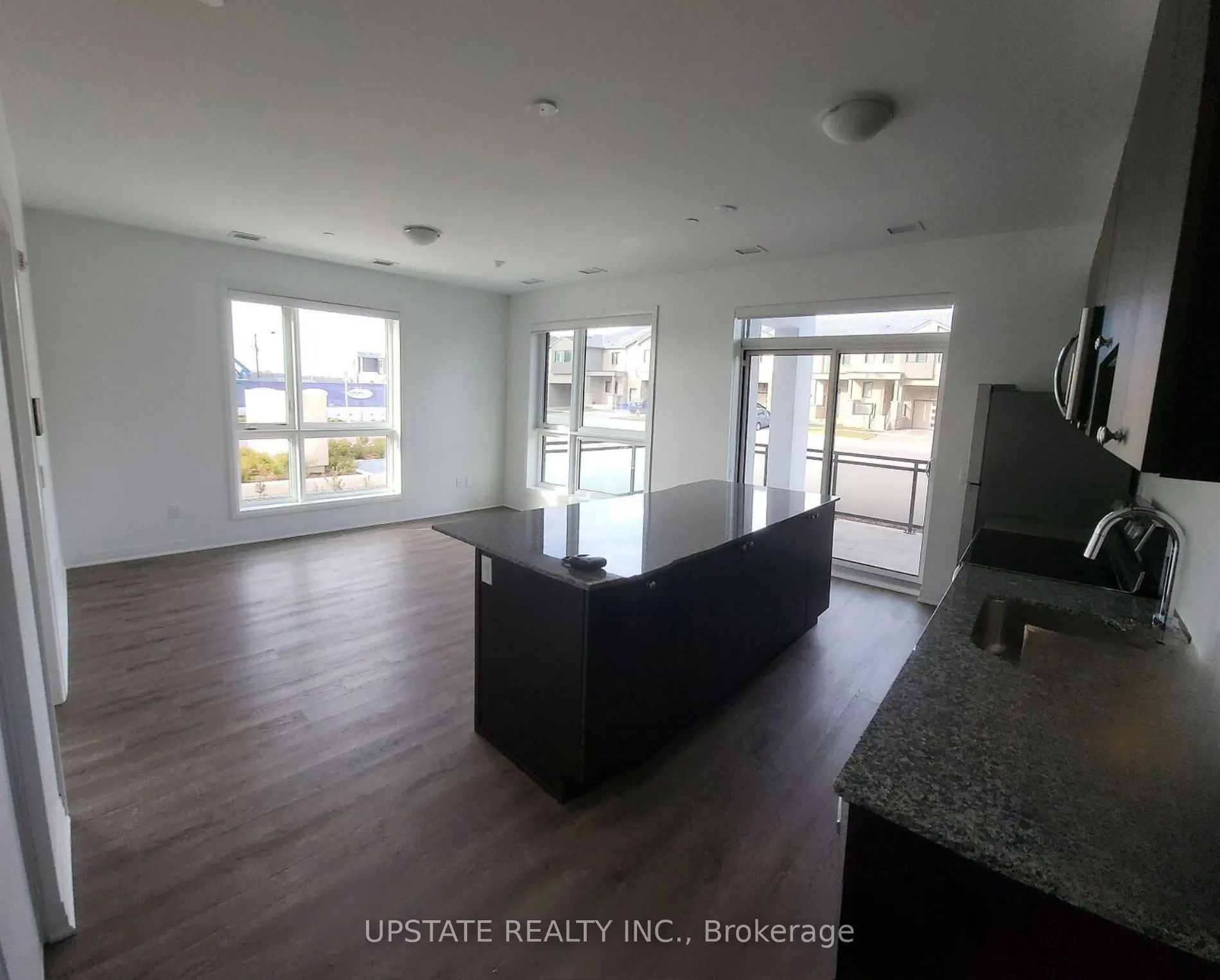 460 Gordon Krantz Avenue, #116